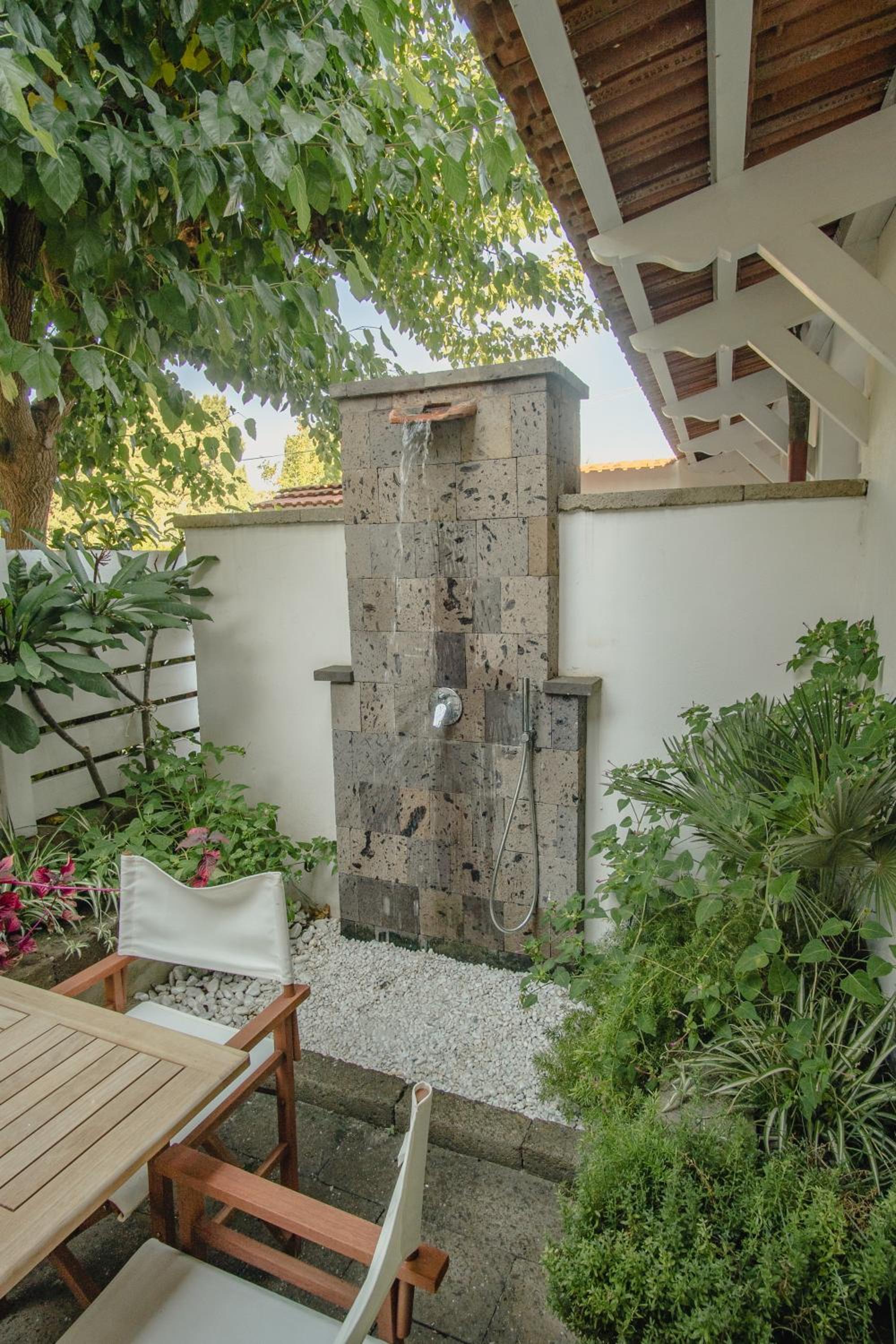 Double Room with Patio photo 1