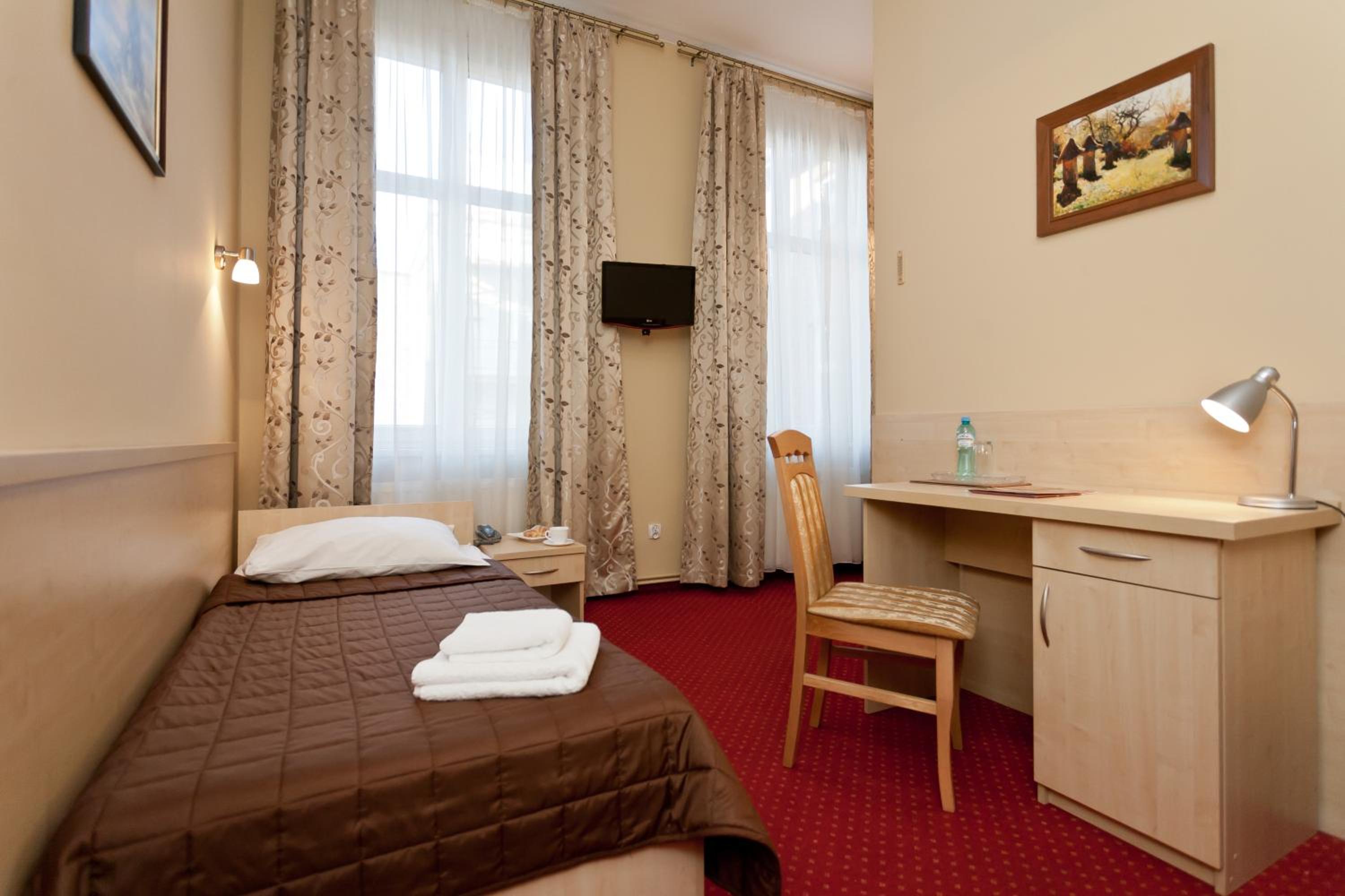 Single Room photo 2