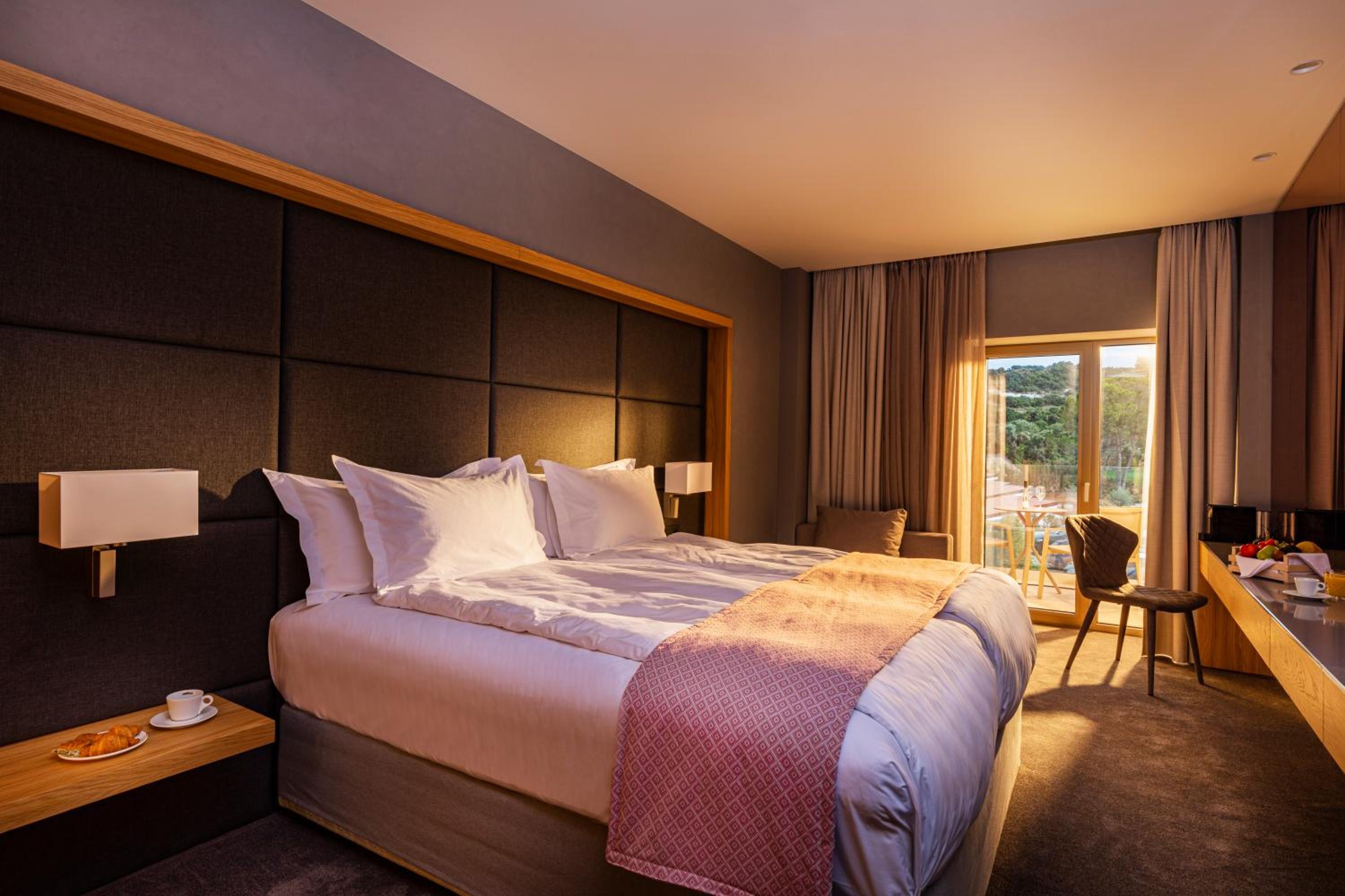 Double Room with Garden View - Photo 6
