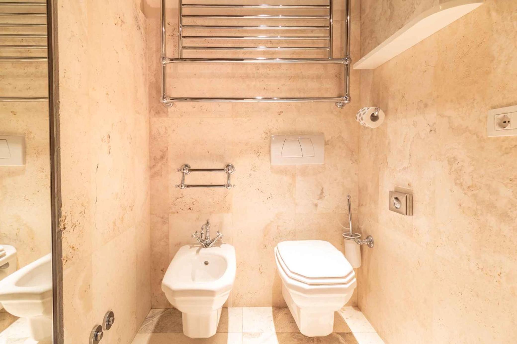 Classic Double Room - Photo 5