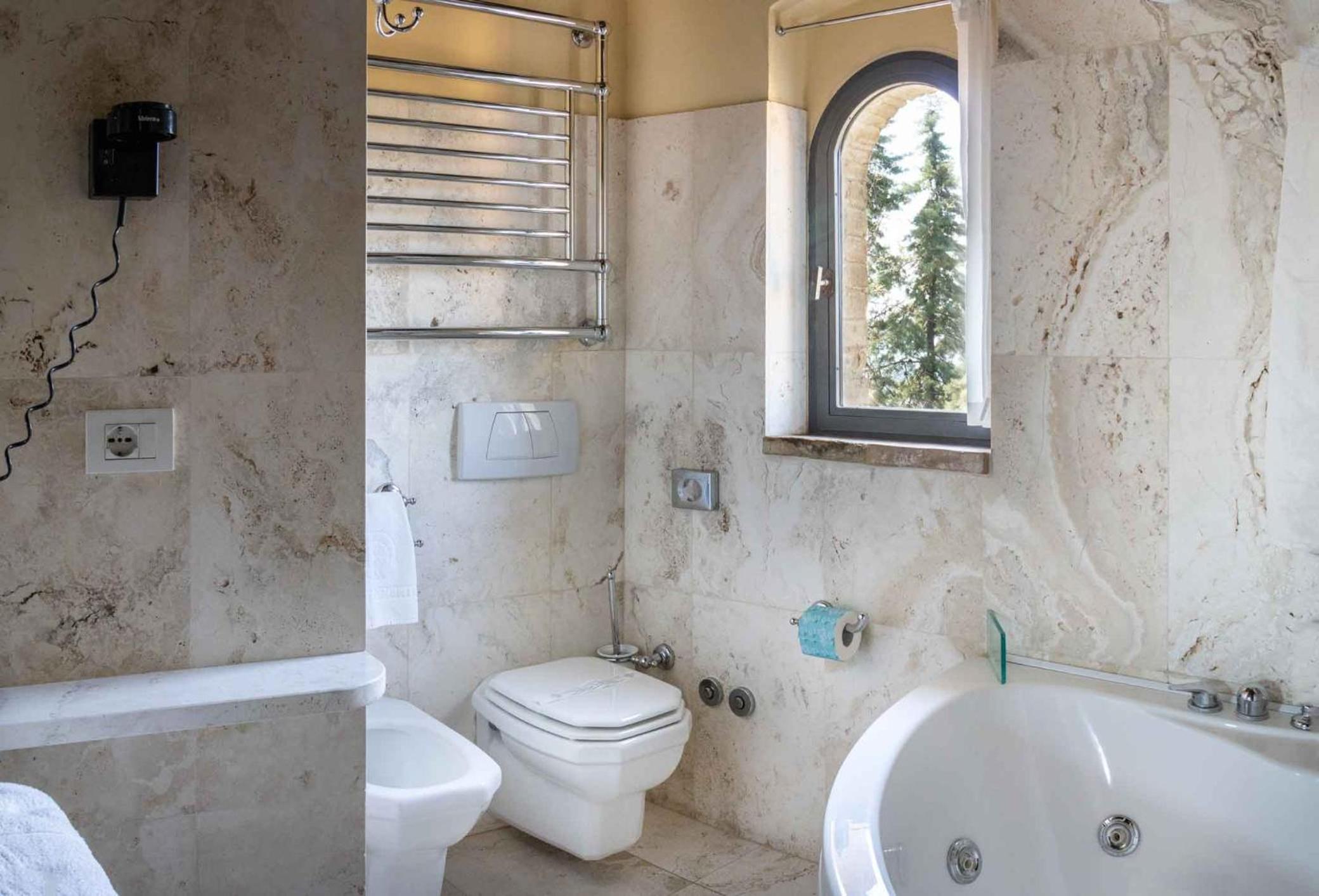 Double or Twin Room with View - CAMERA PANORAMIC - Photo 2