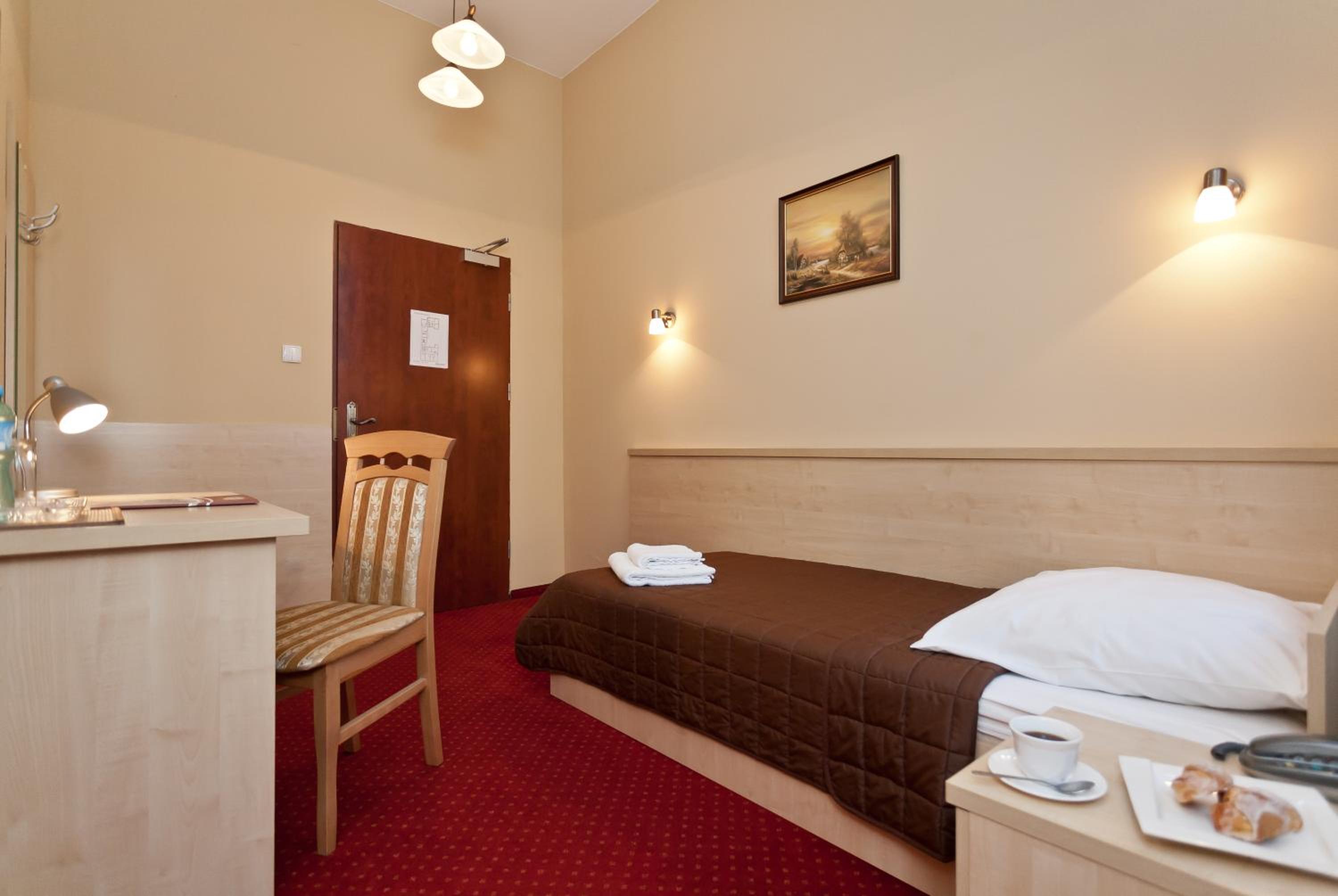 Single Room photo 3