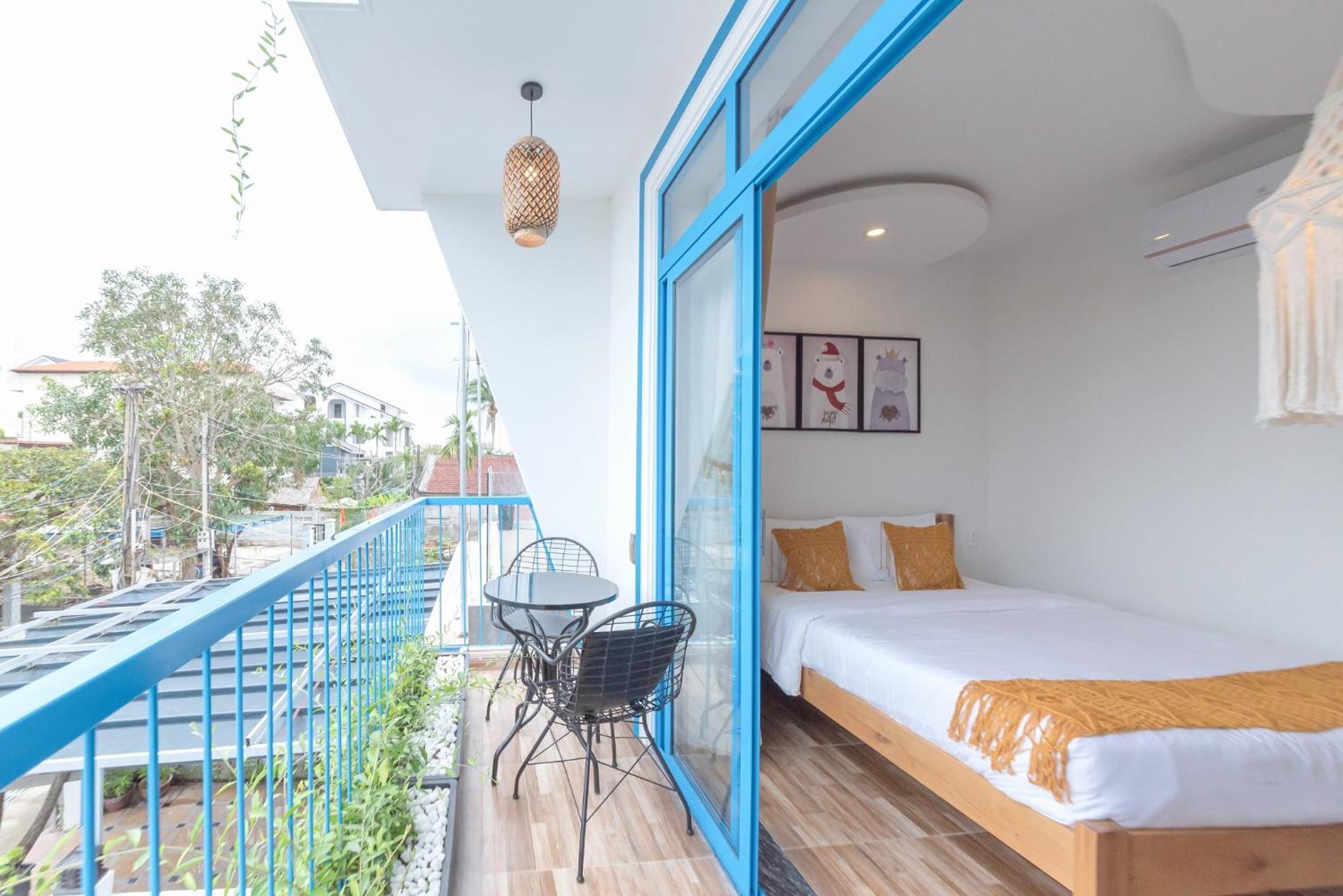 Deluxe Double Room with Balcony - Photo 1