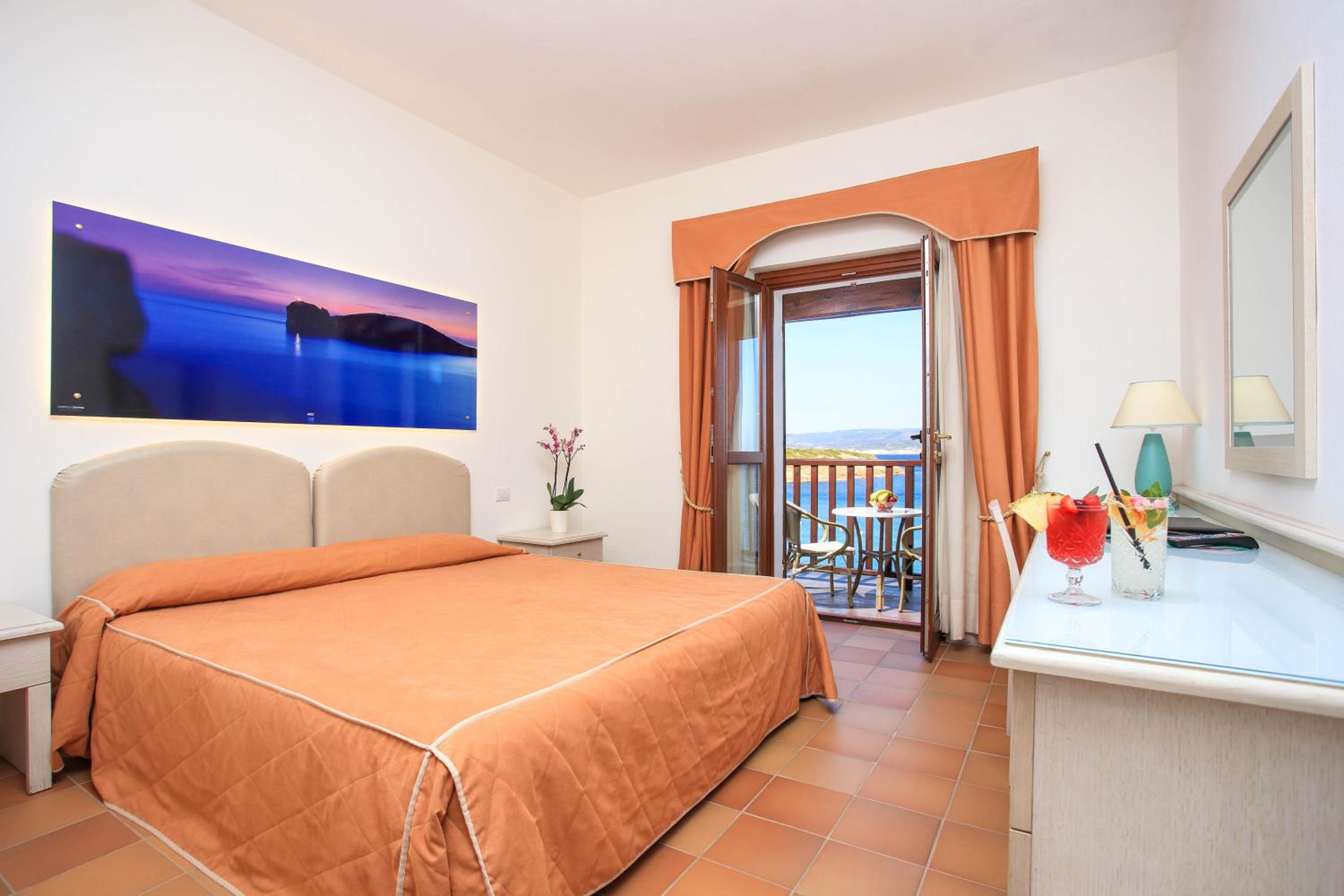 Double or Twin Room with Balcony and Sea View