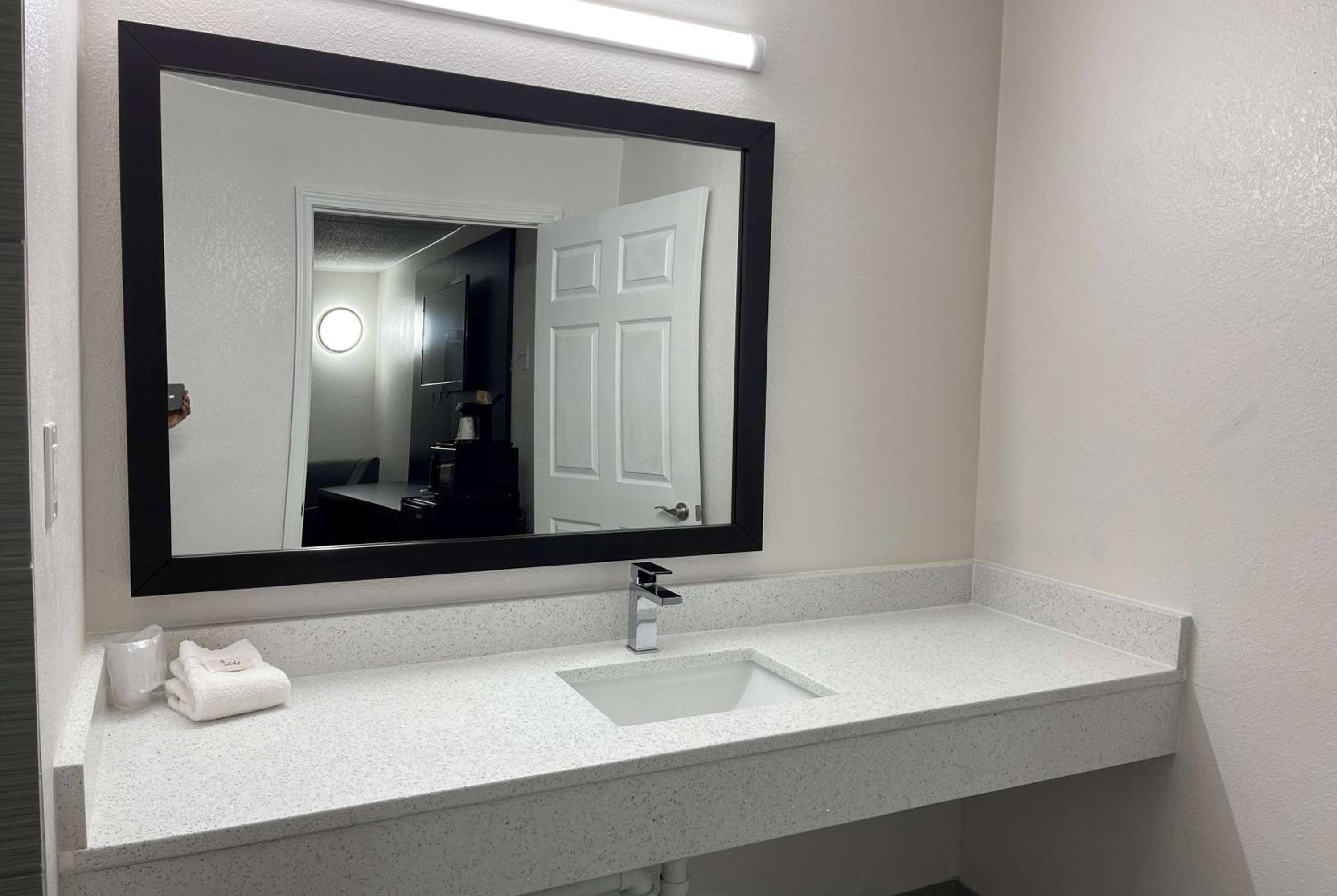 Days Inn by Wyndham Calhoun GA I-75 and US-41, Foto 2