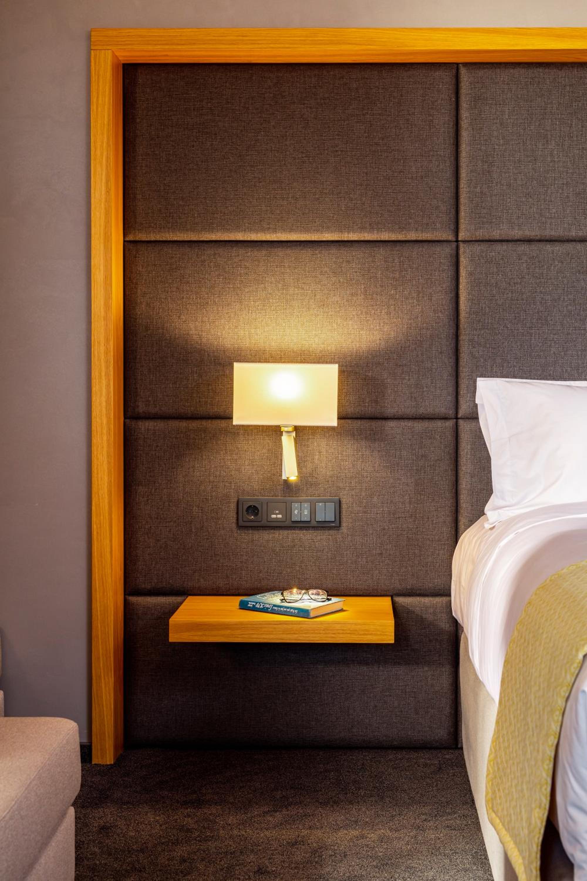 Double Room with Garden View - Photo 5