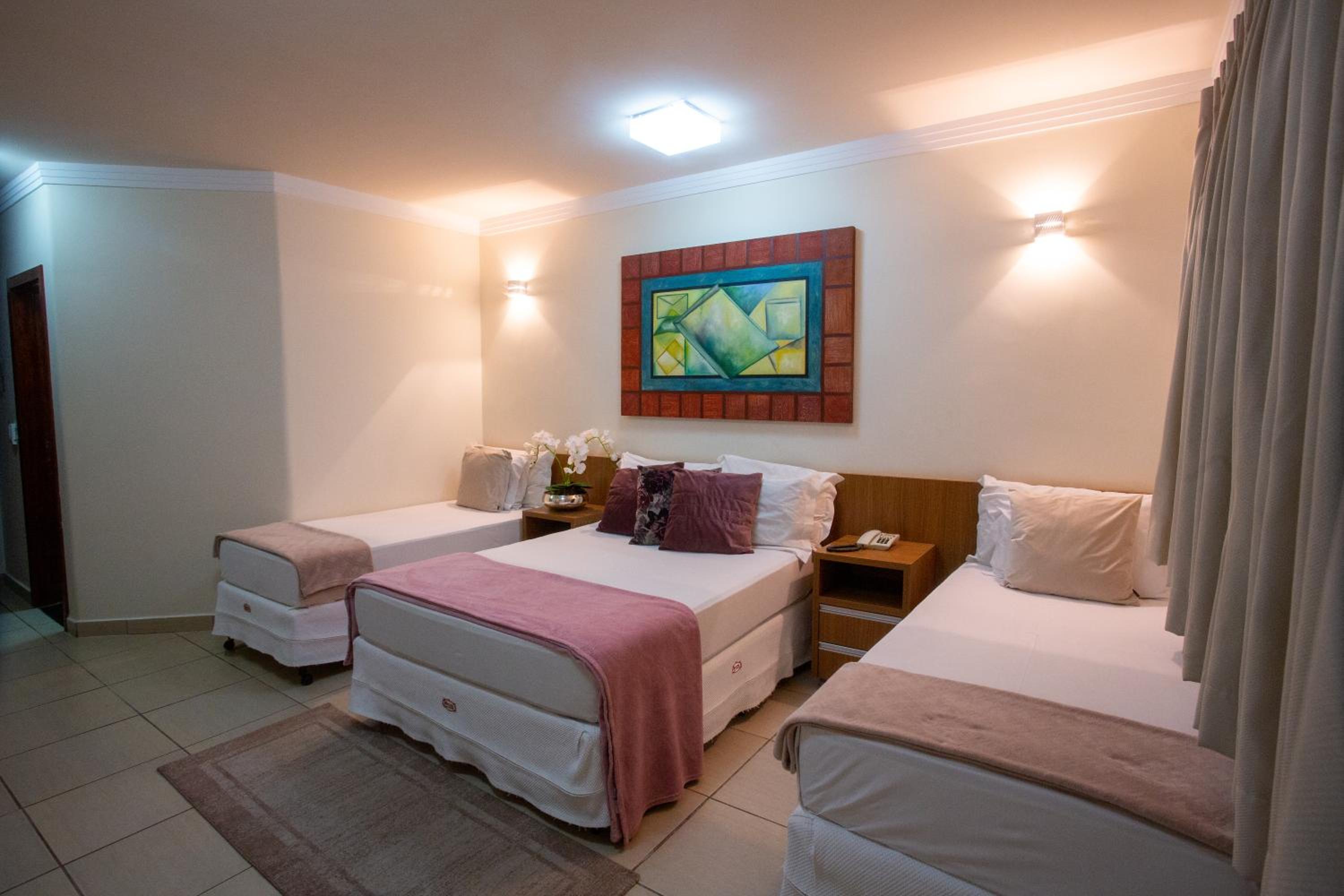 Deluxe Quadruple Room photo 2