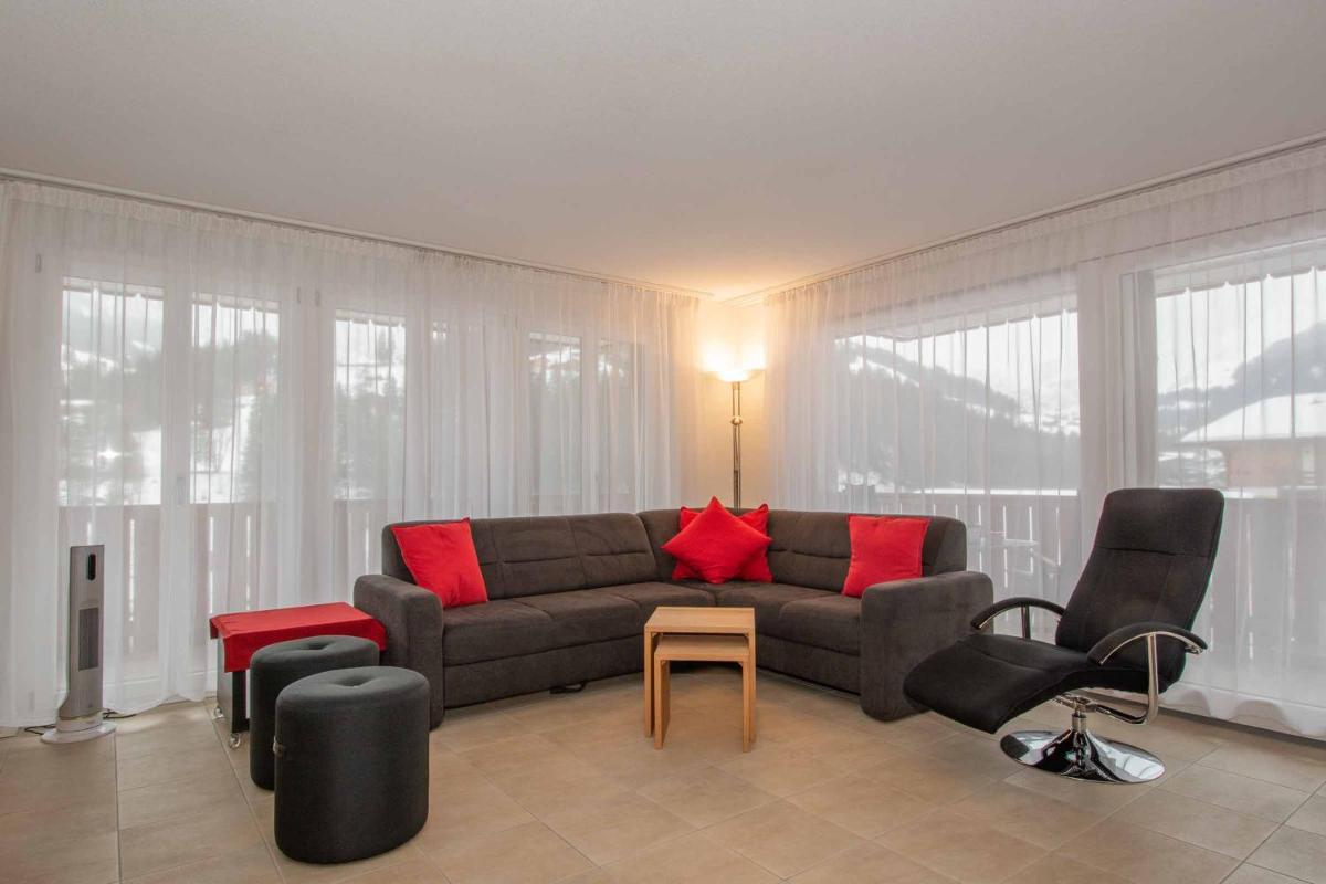 Apartment with Mountain View photo 3