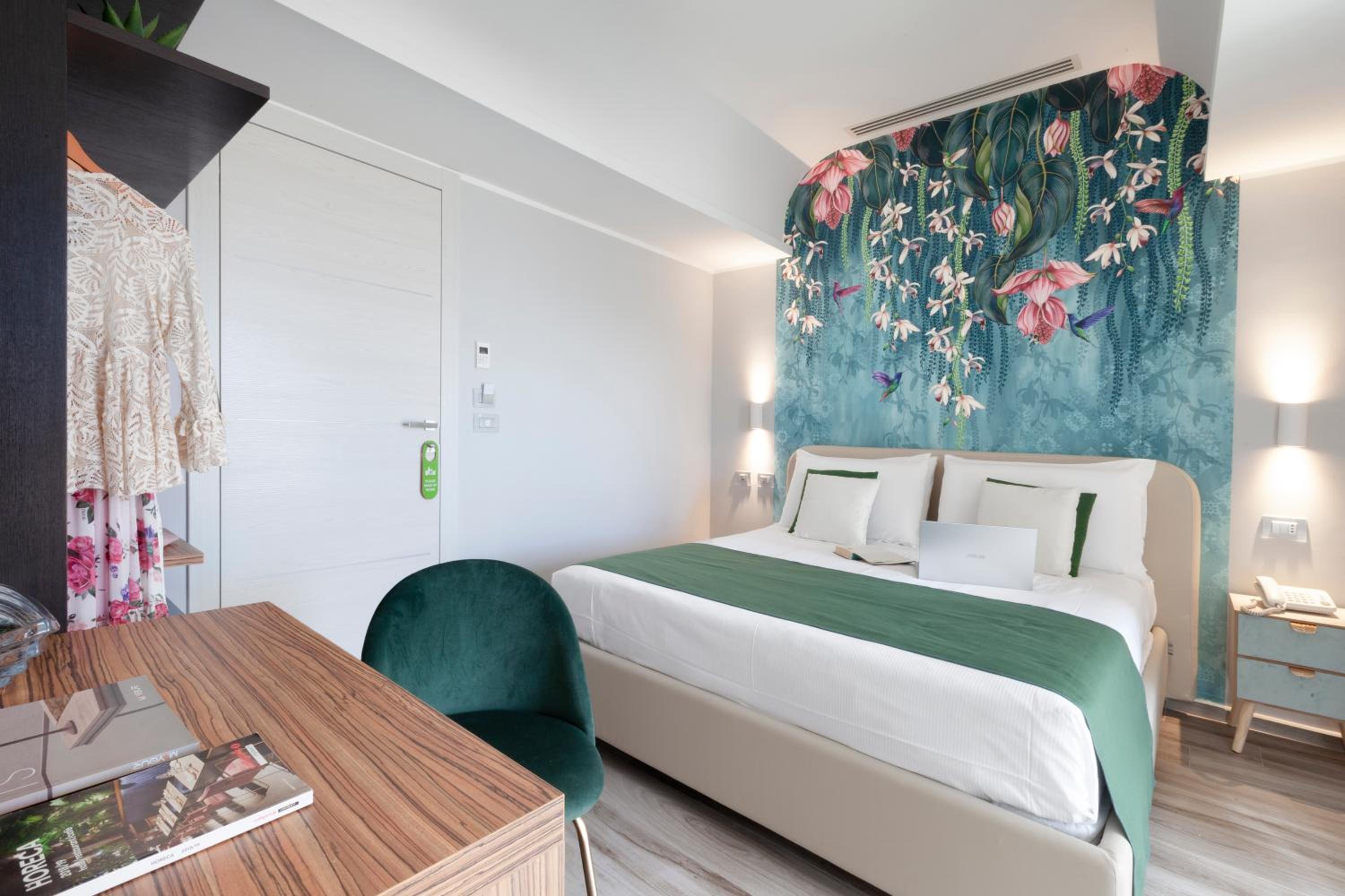 Double or Twin Room - Photo 1