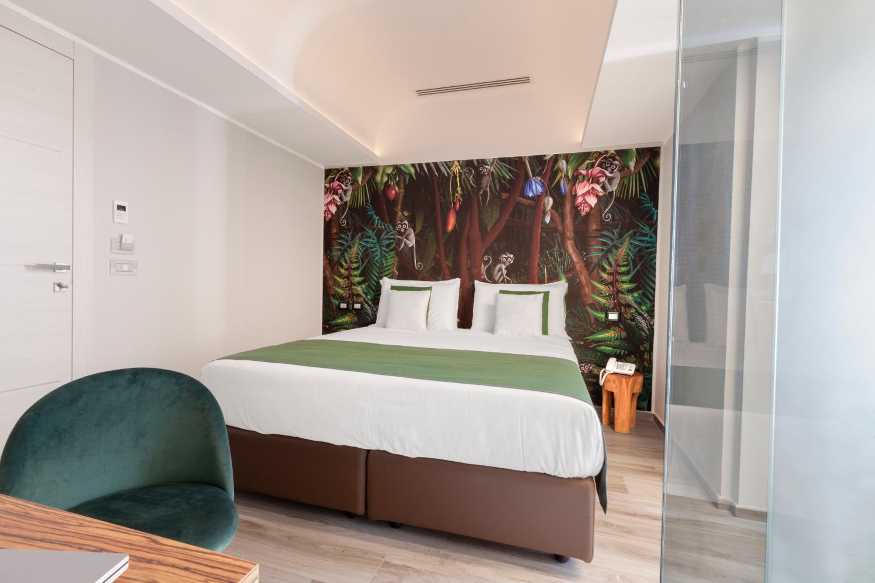 Double or Twin Room - Disability Access - Photo 1