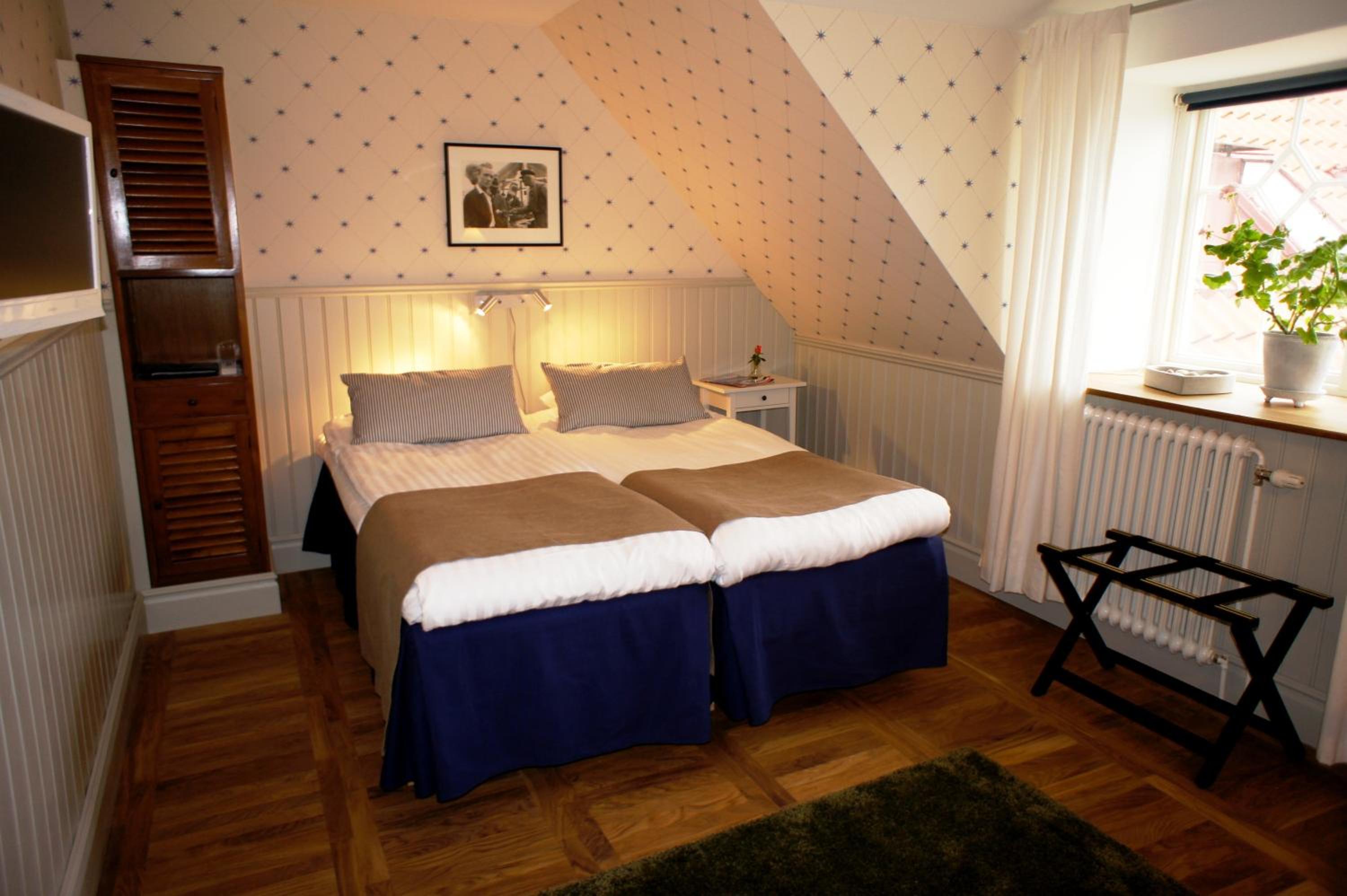 Standard Double Room - Photo 2