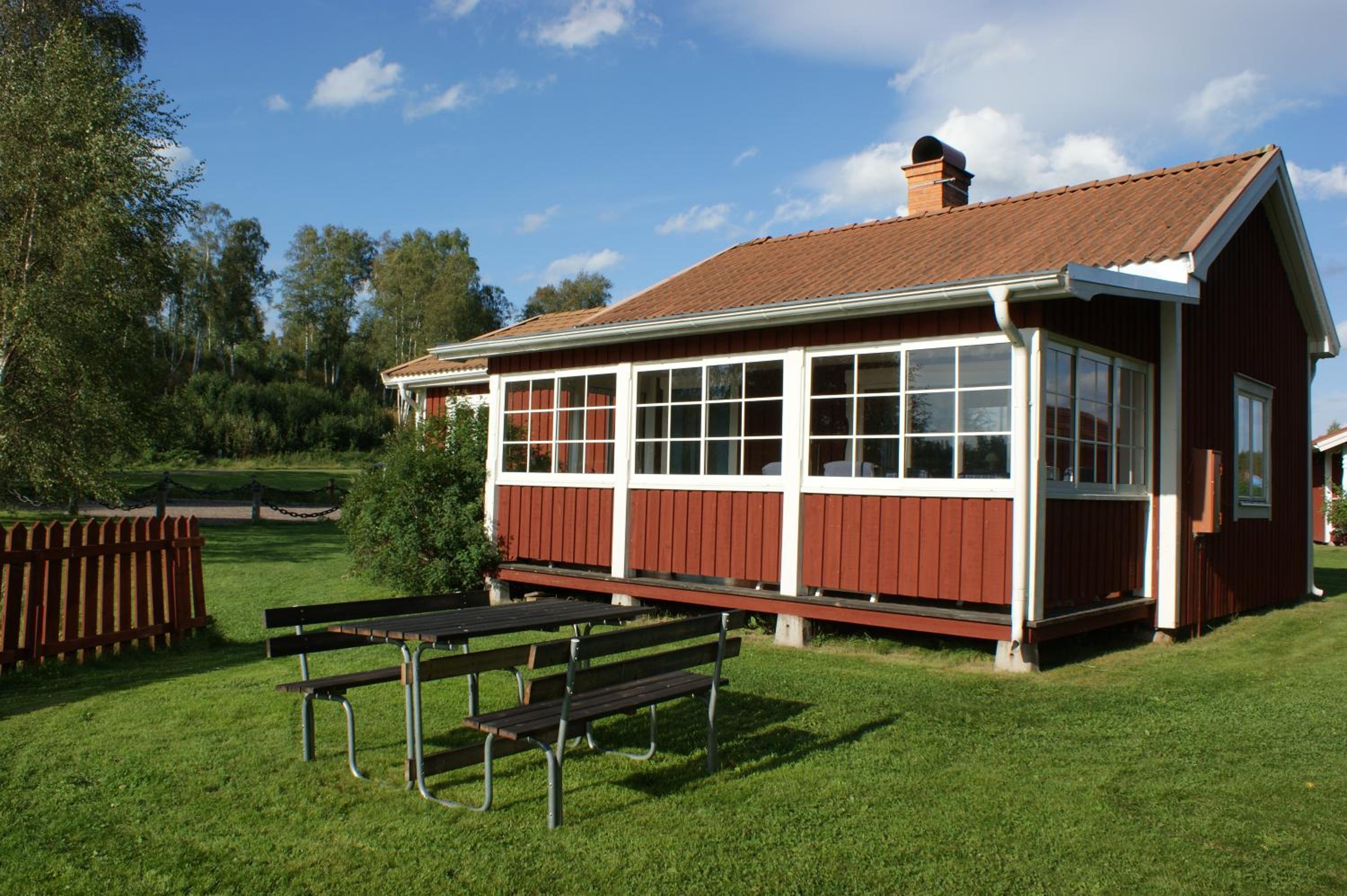 Two-Bedroom House - Photo 11