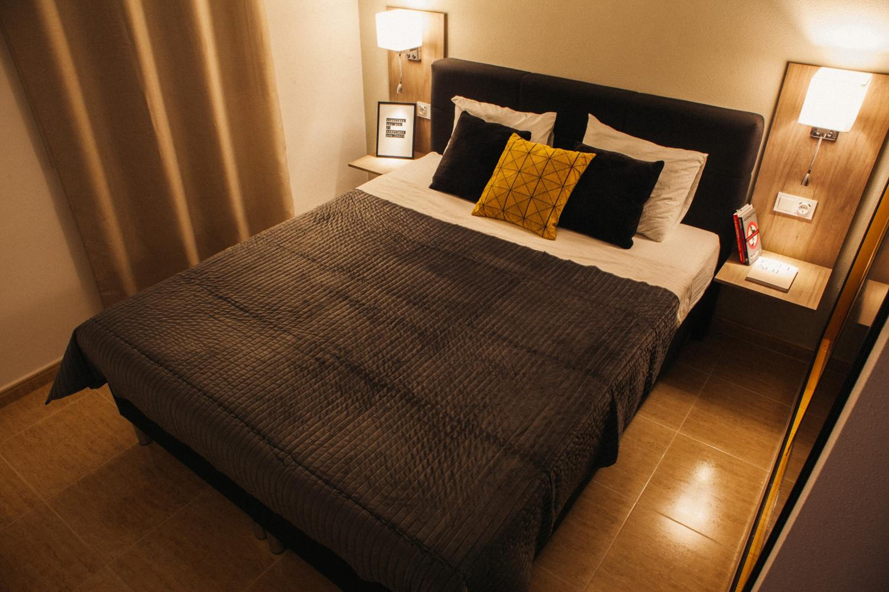 Apartamento con Balcón