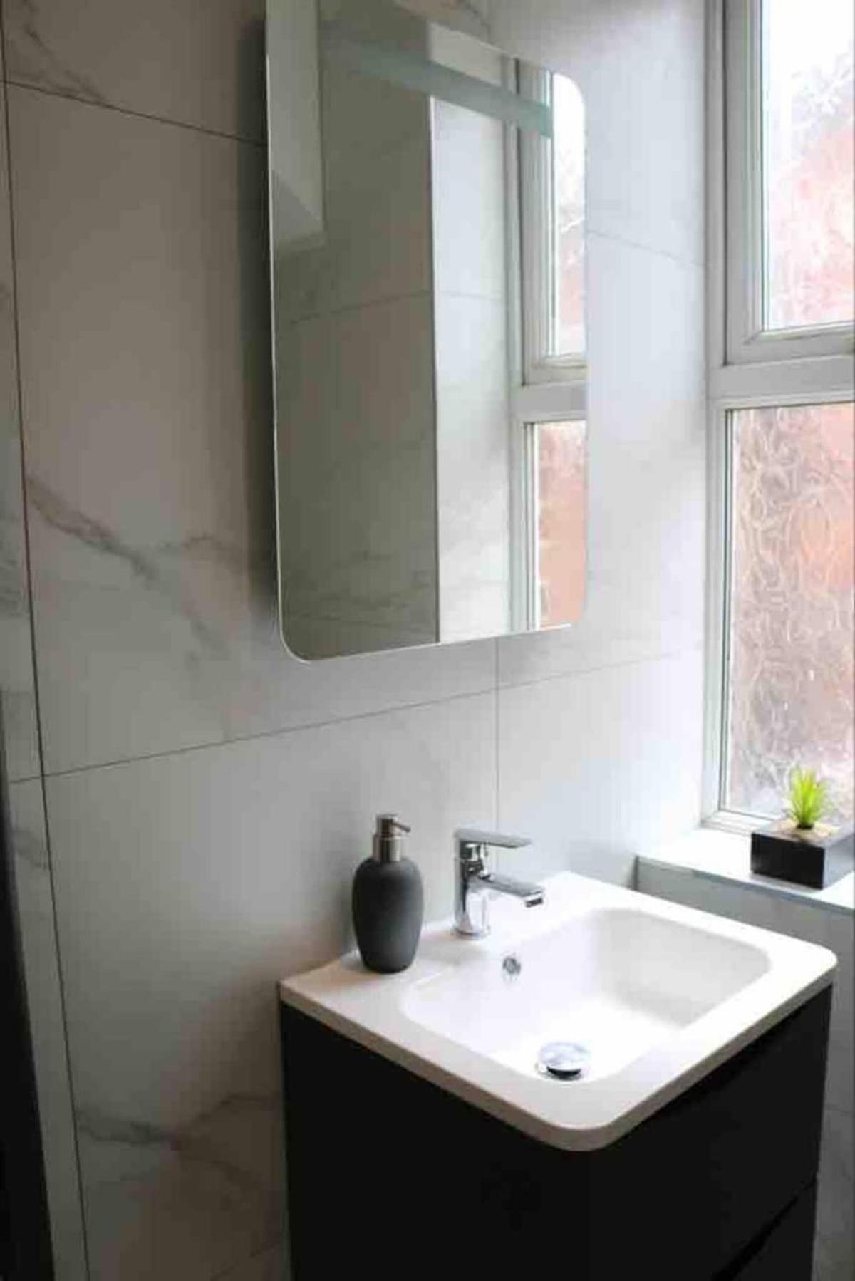 One-Bedroom Apartment - Photo 20