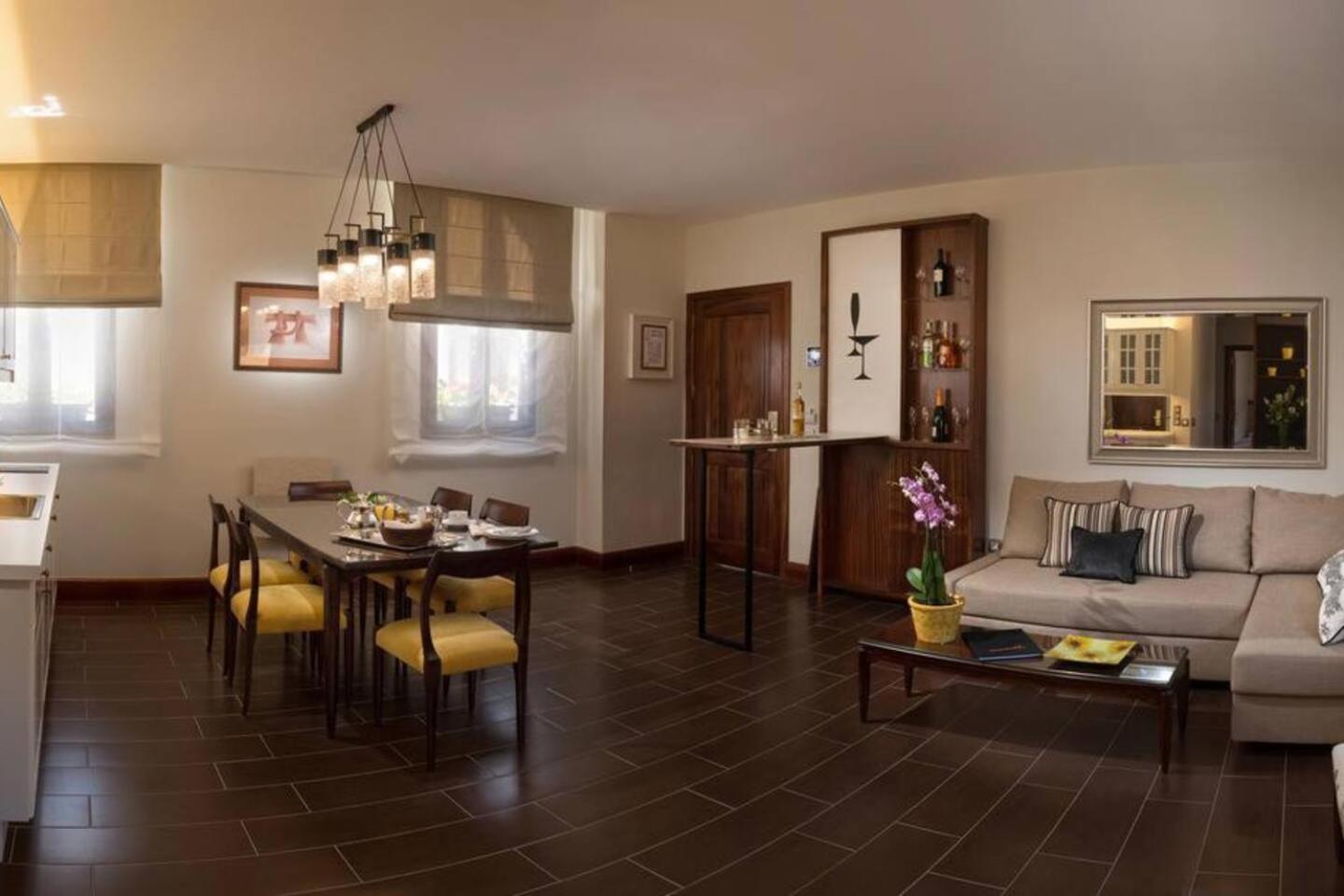 Deluxe Suite Comares