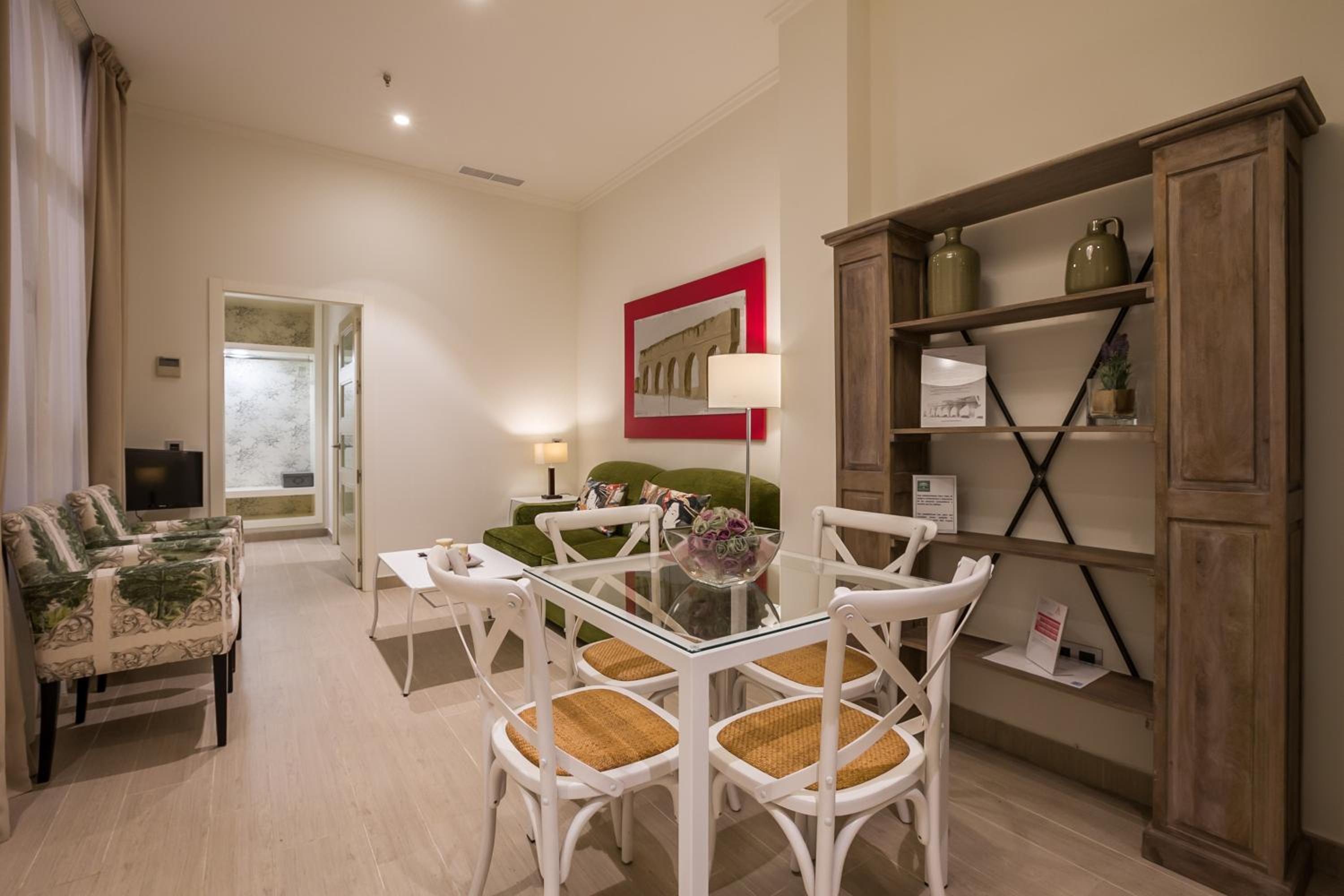 Una habitación - Planta Baja