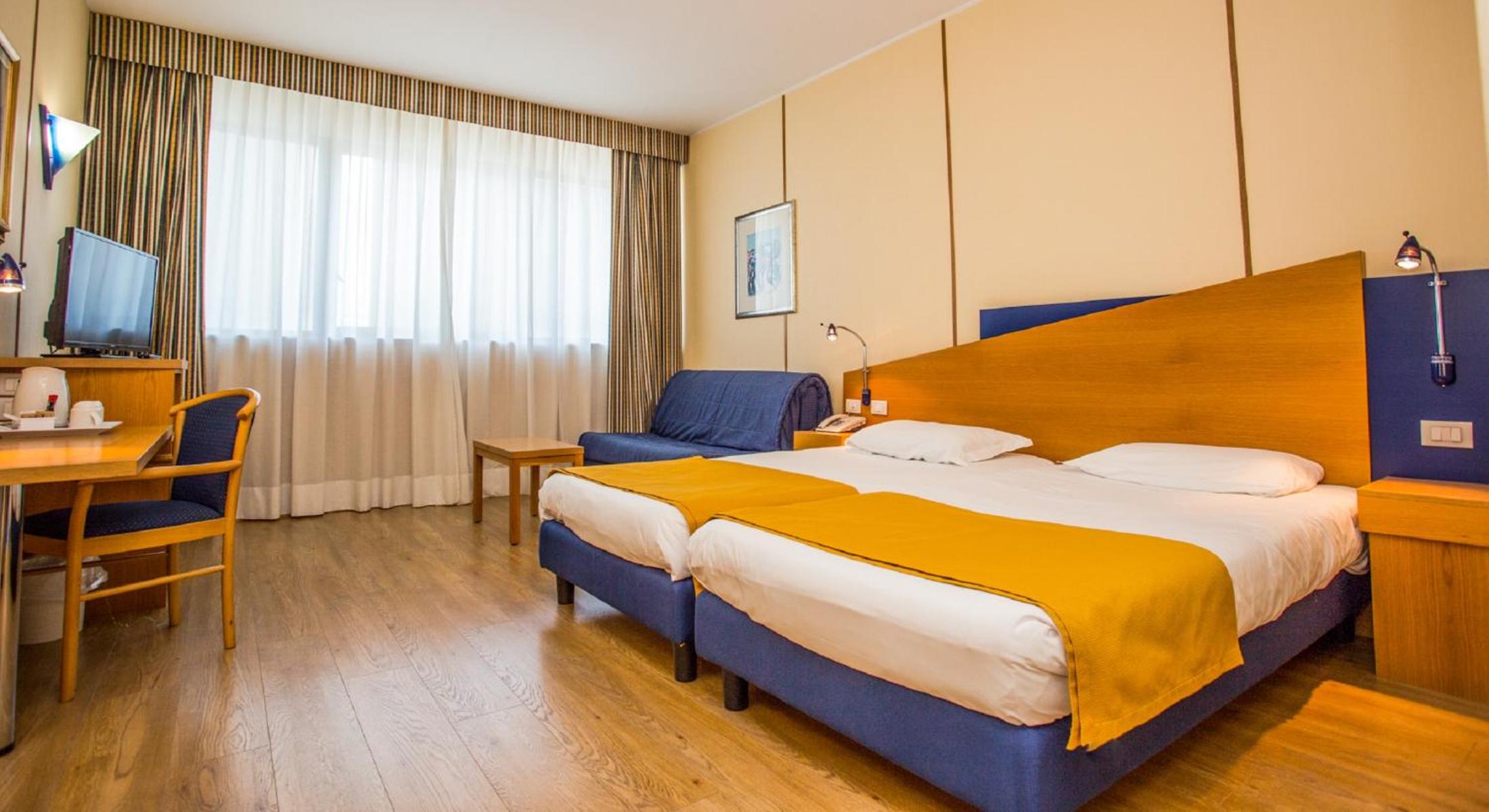 Superior single room