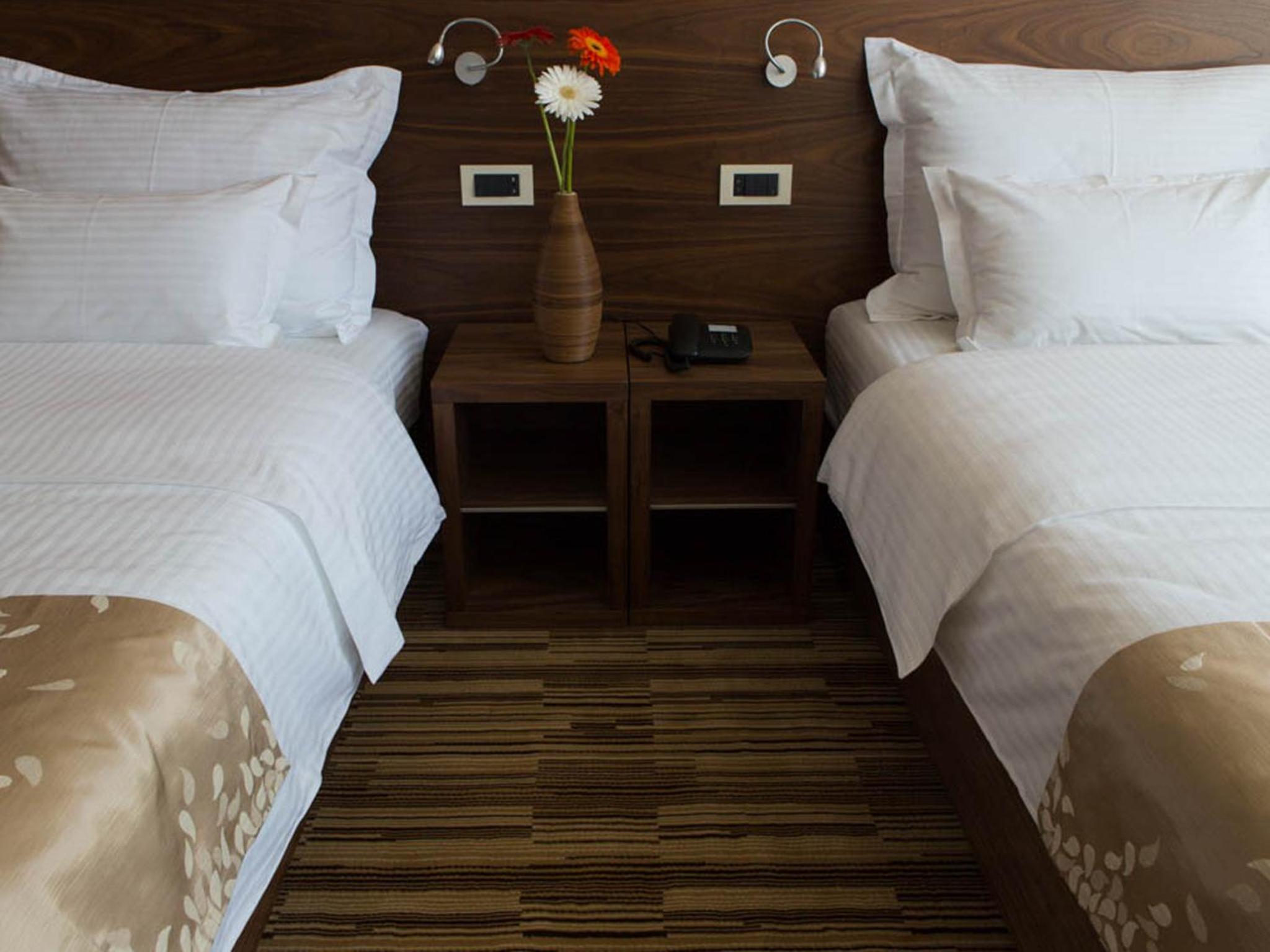 Superior Twin Room - Photo 4