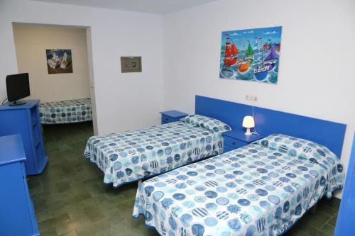 Triple Room with Private Bathroom