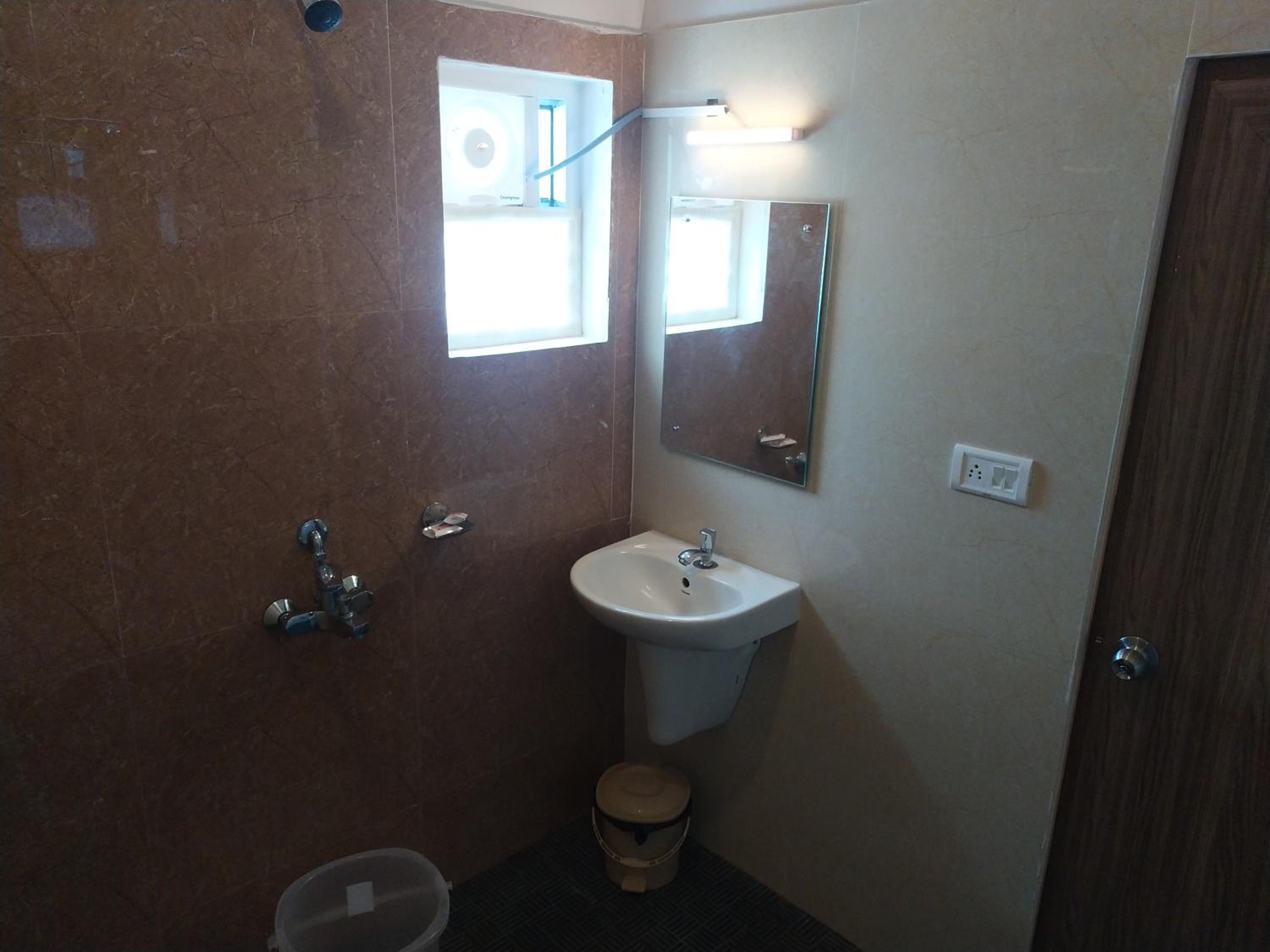 Executive Triple Room - Photo 2