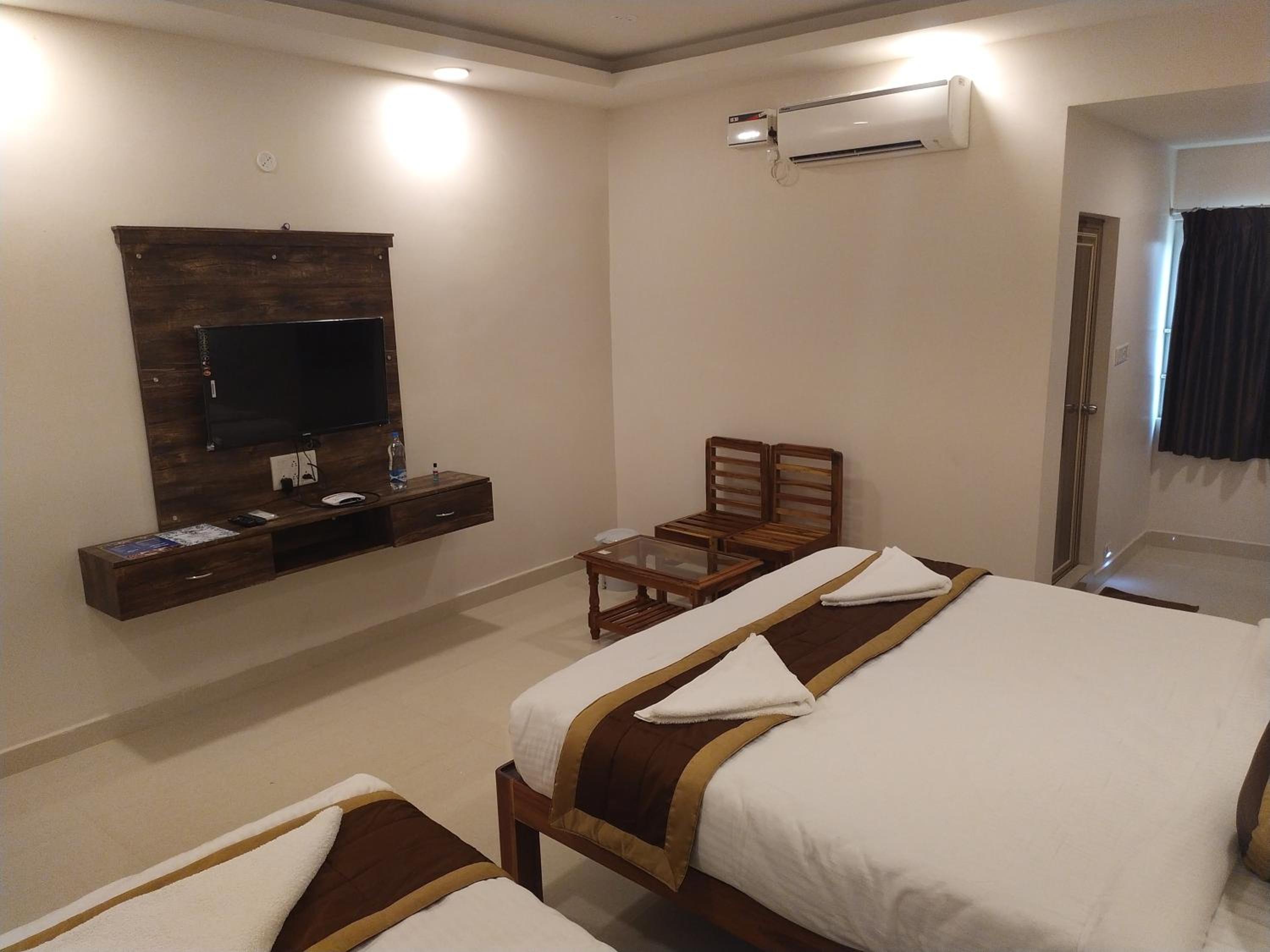 Executive Triple Room - Photo 8