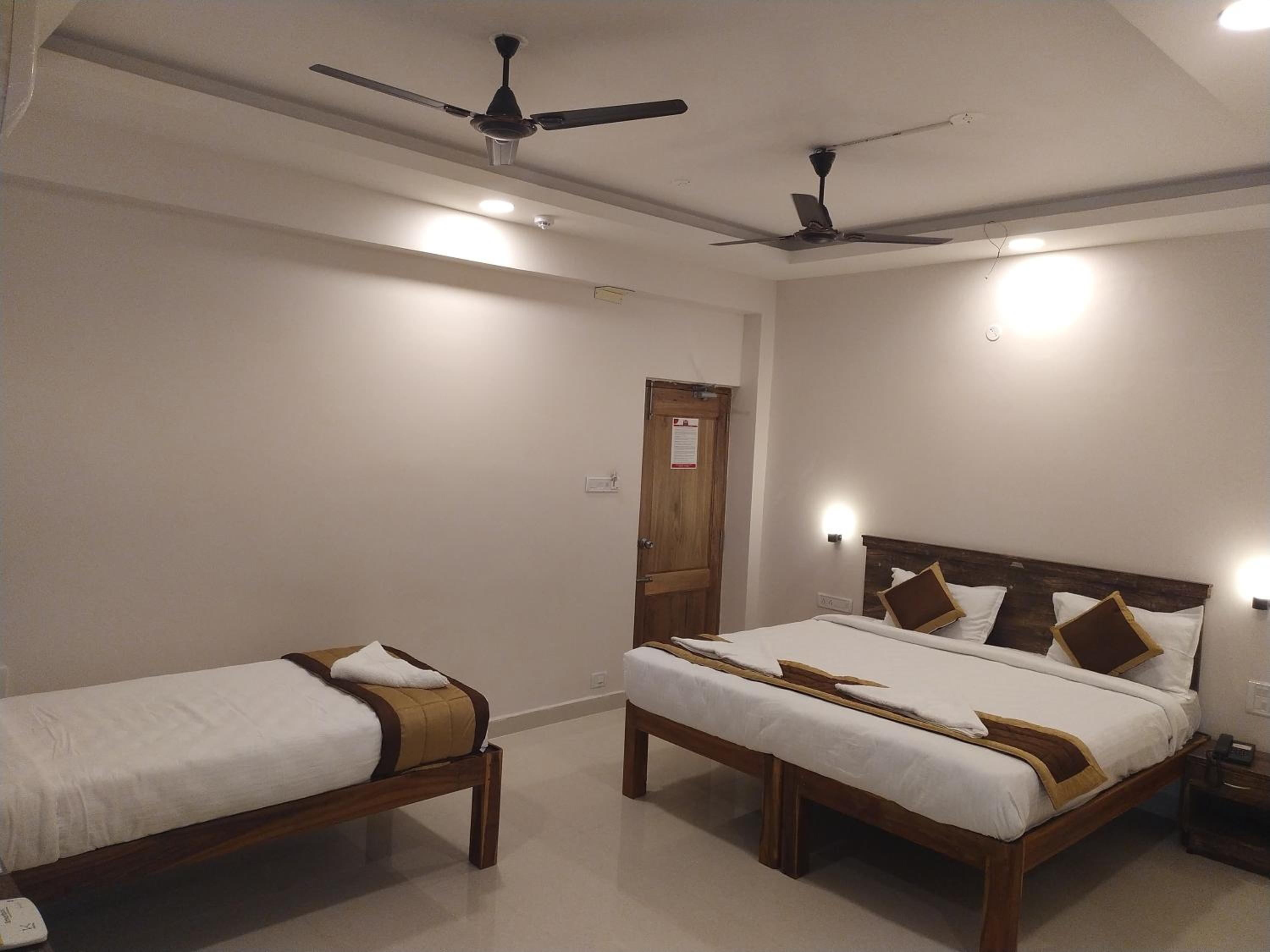 Executive Triple Room - Photo 10