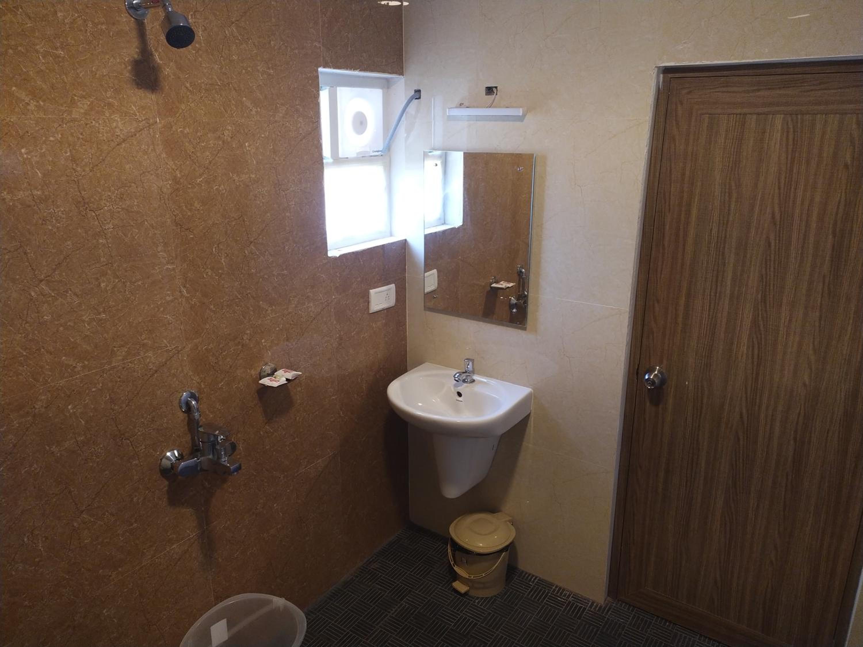 Executive Triple Room - Photo 3