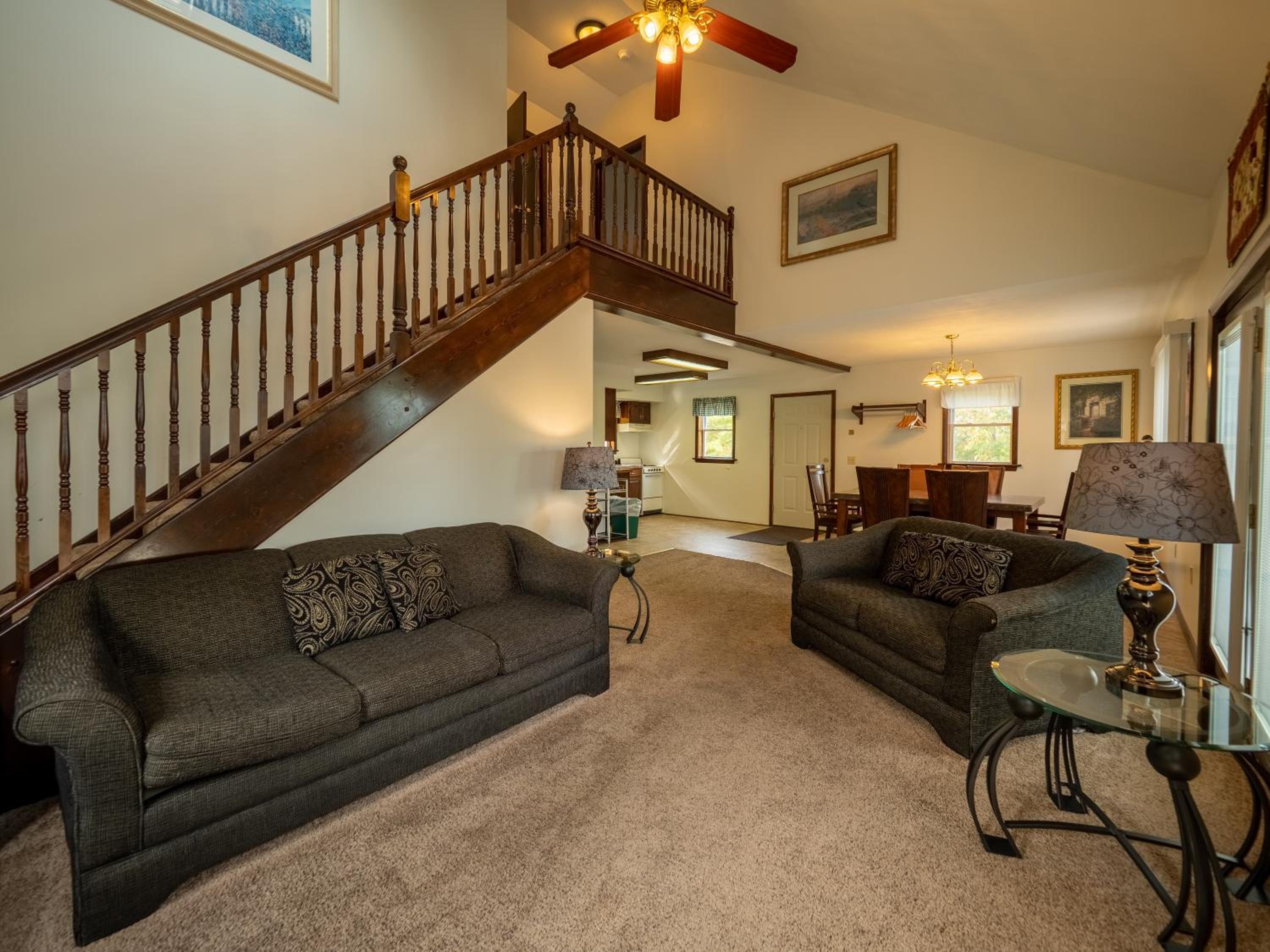 Three-Bedroom House photo 3