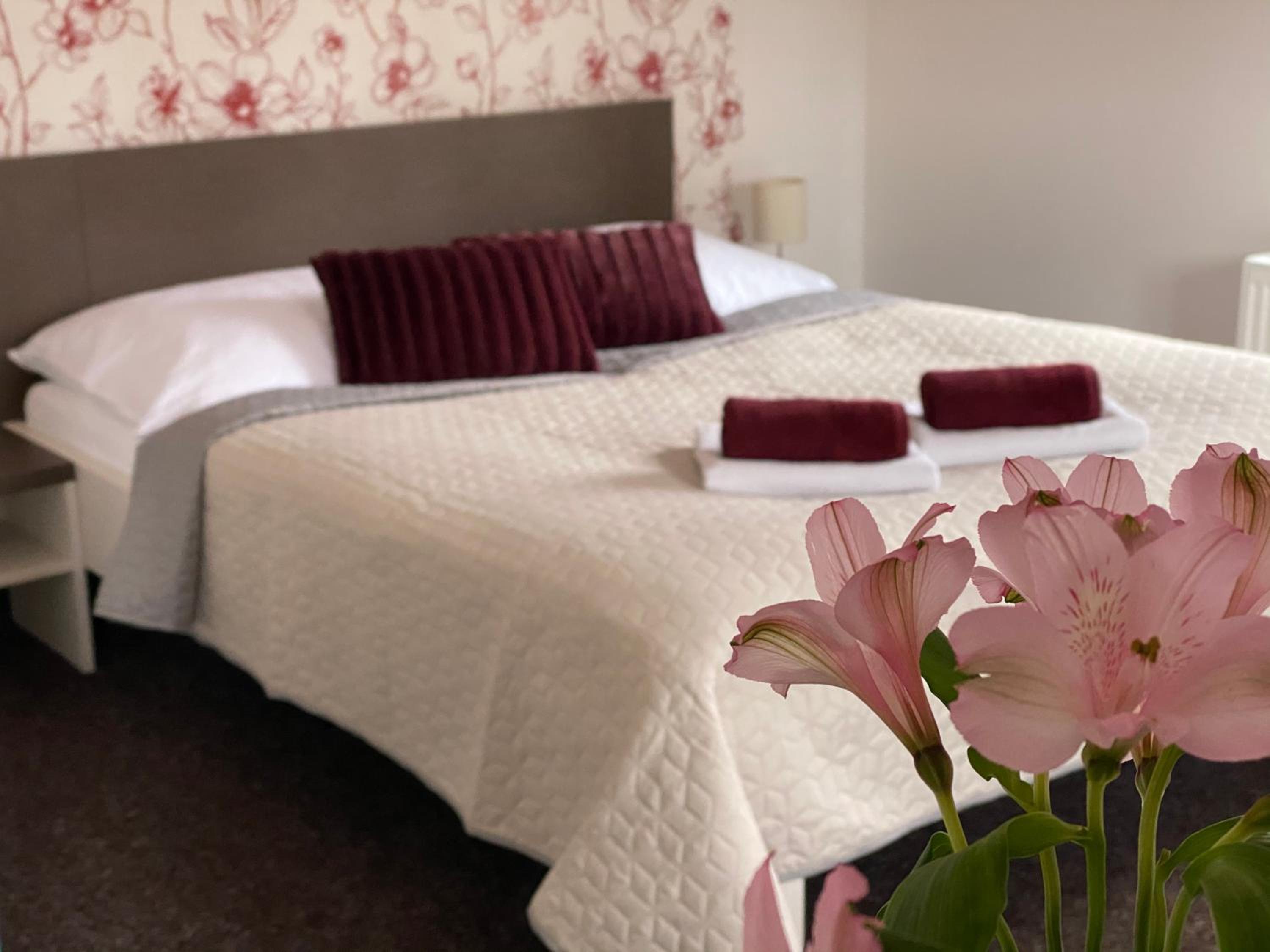 Triple Room with Private Bathroom photo 1