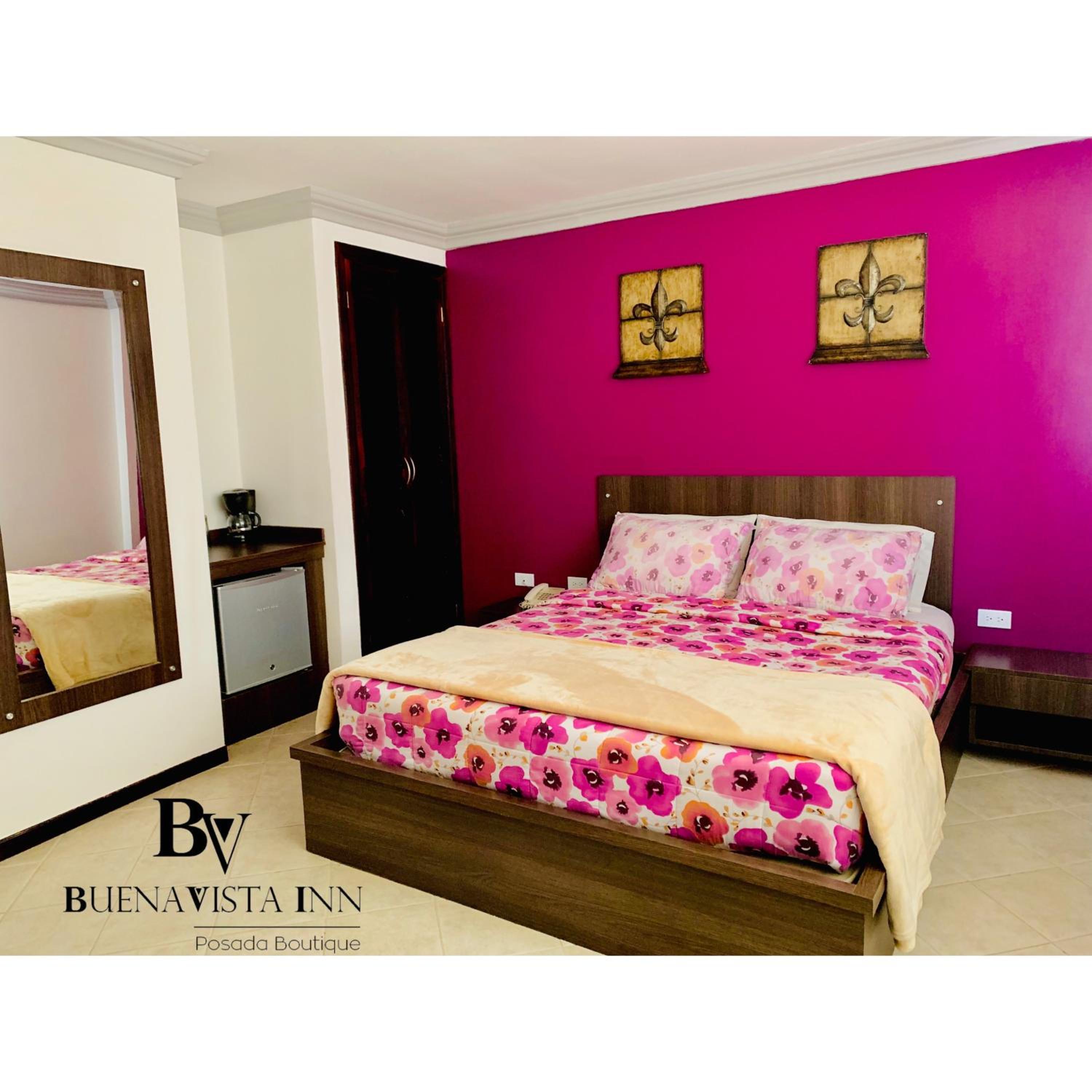 Deluxe Queen Room photo 3