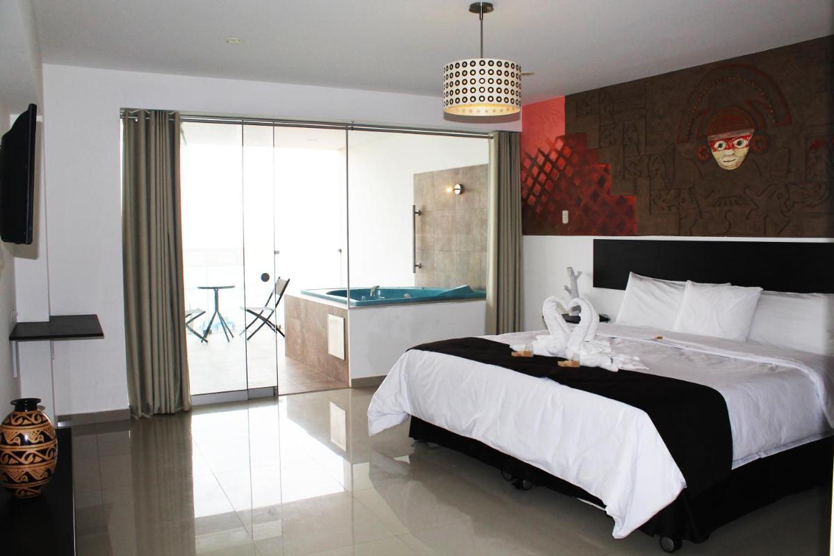 King Suite with Ocean View photo 1