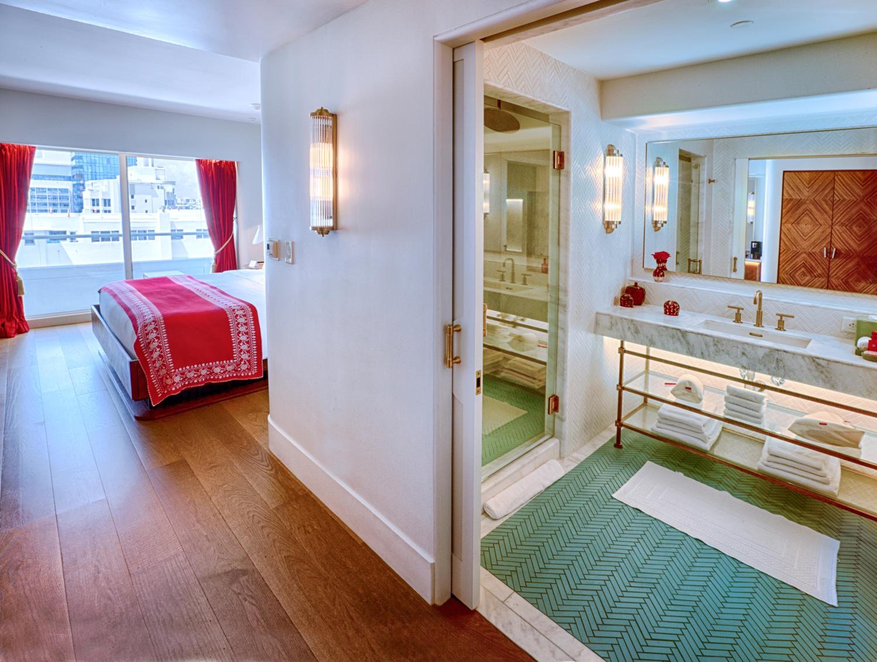 King Room with Partial Ocean View