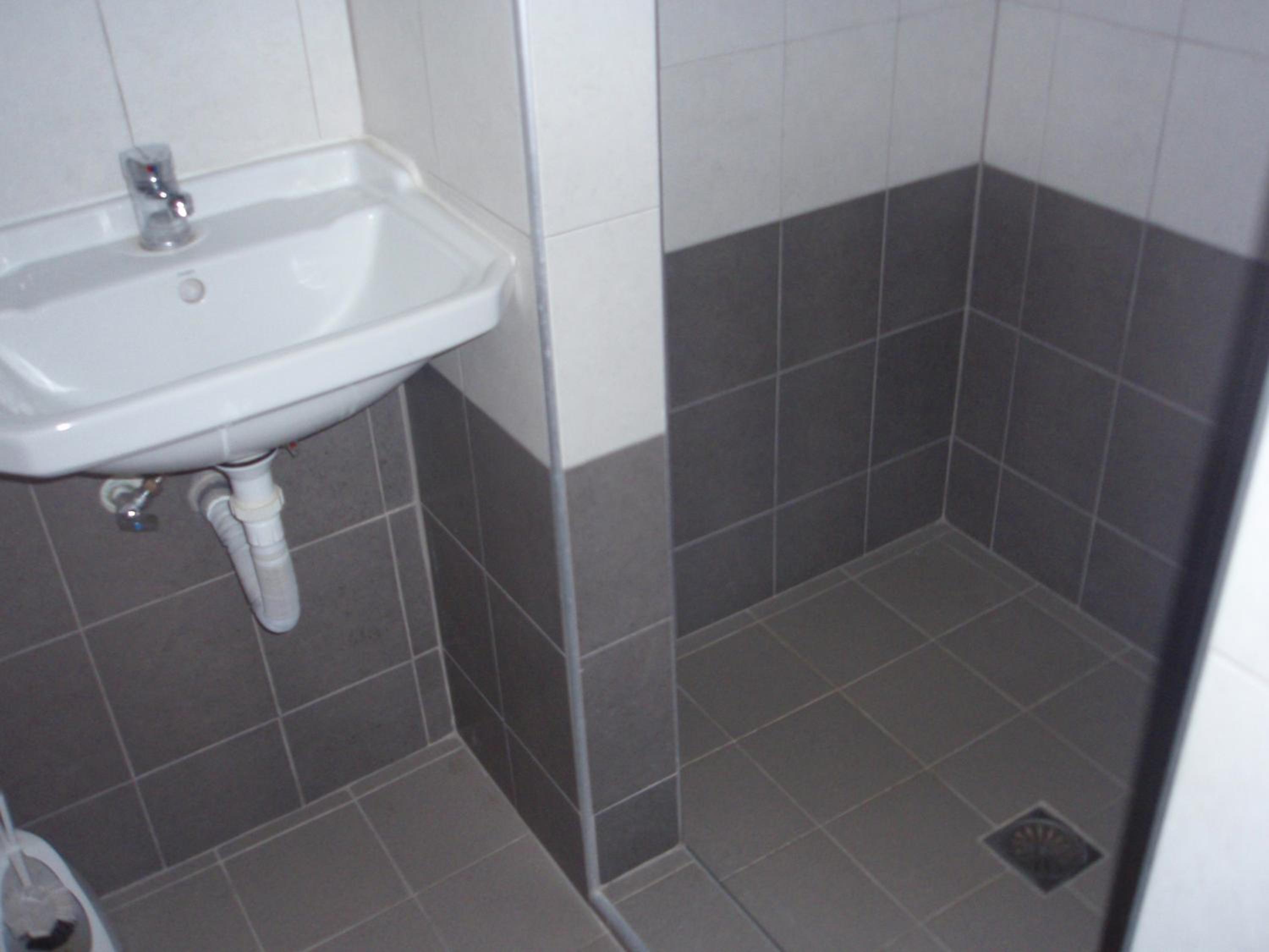 Double or Twin Room - Photo 11