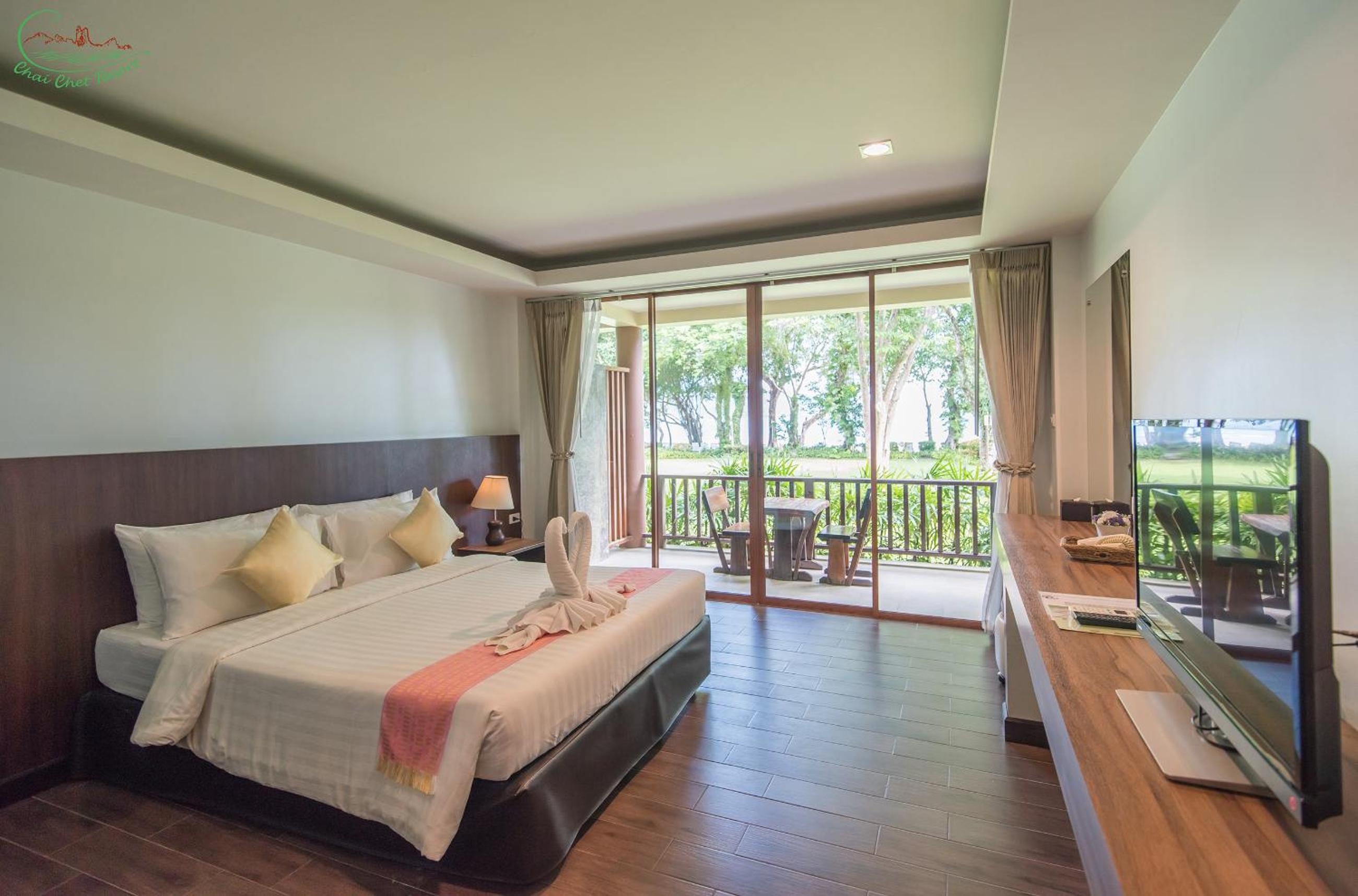Deluxe Double or Twin Room