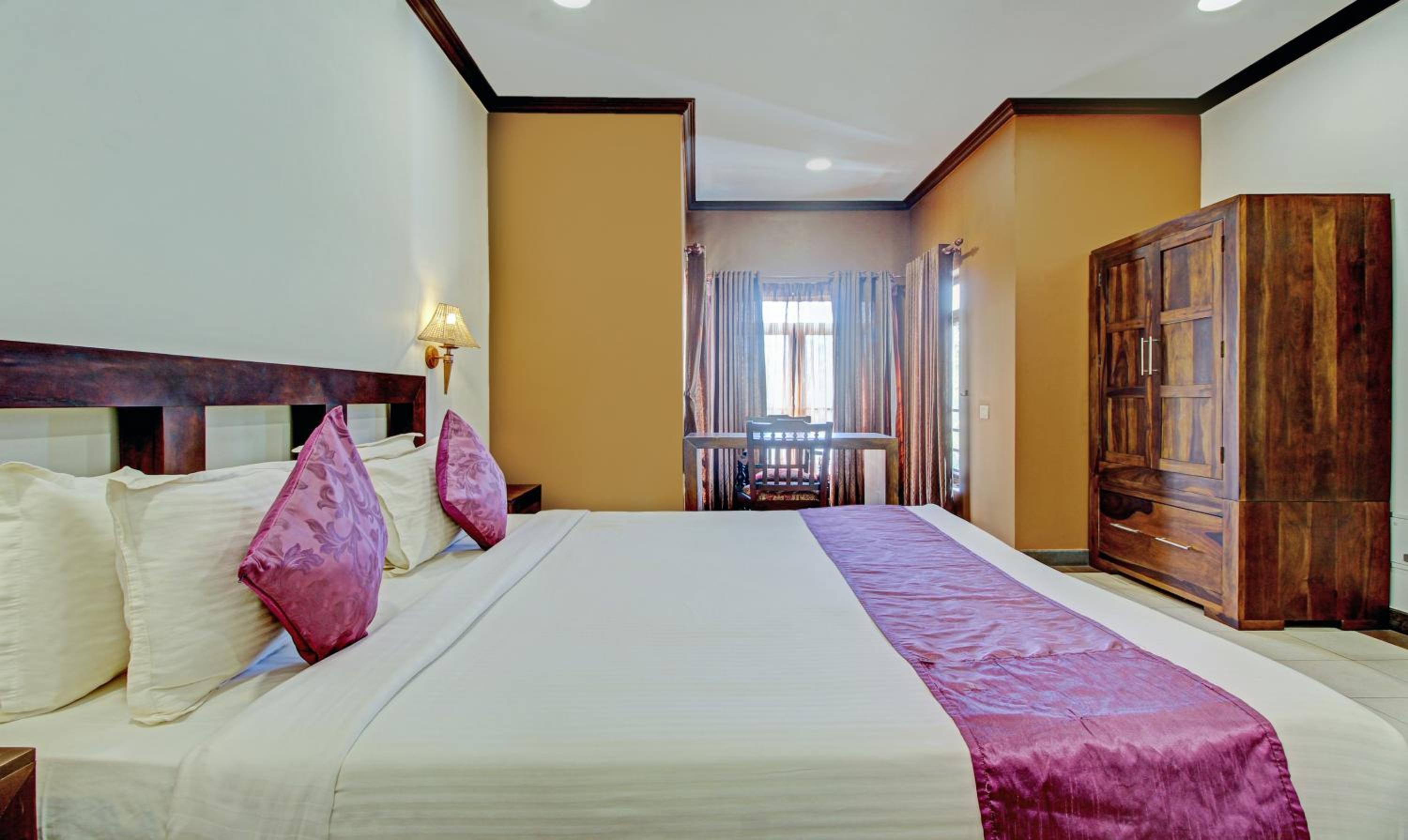 Standard Double Room - Photo 6