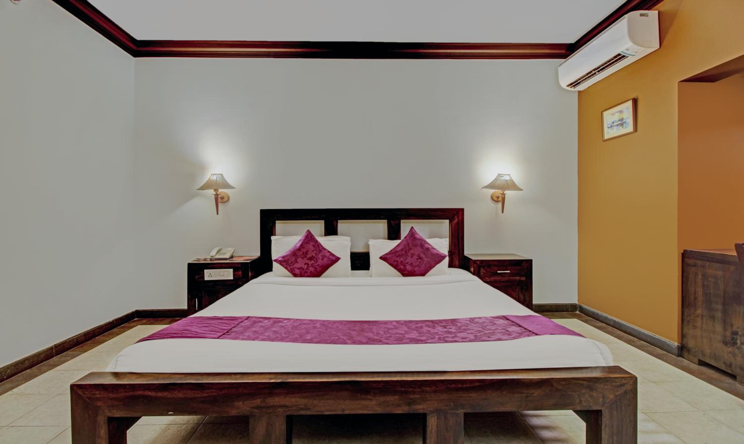 Deluxe Double Room - Photo 1