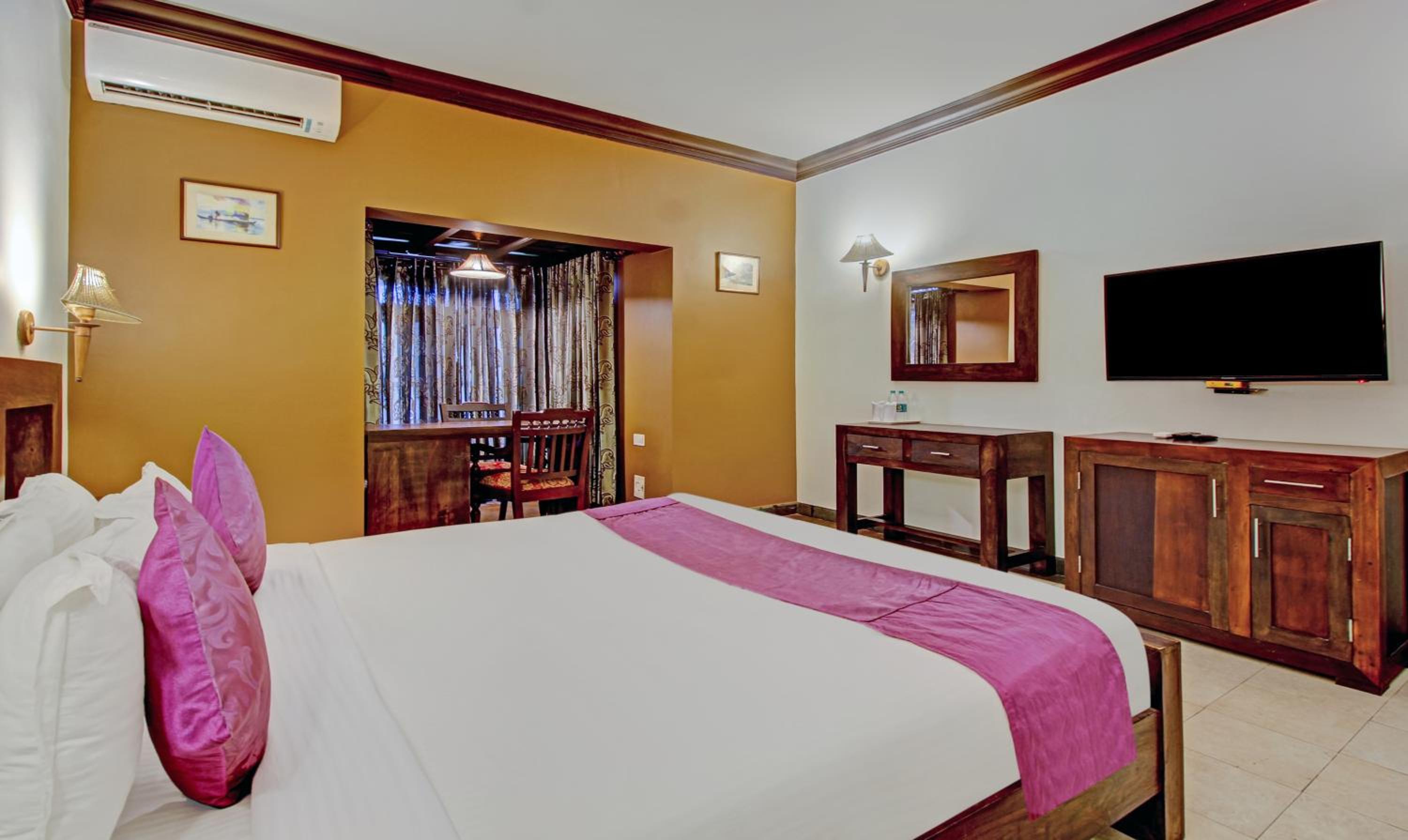 Deluxe Double Room - Photo 7