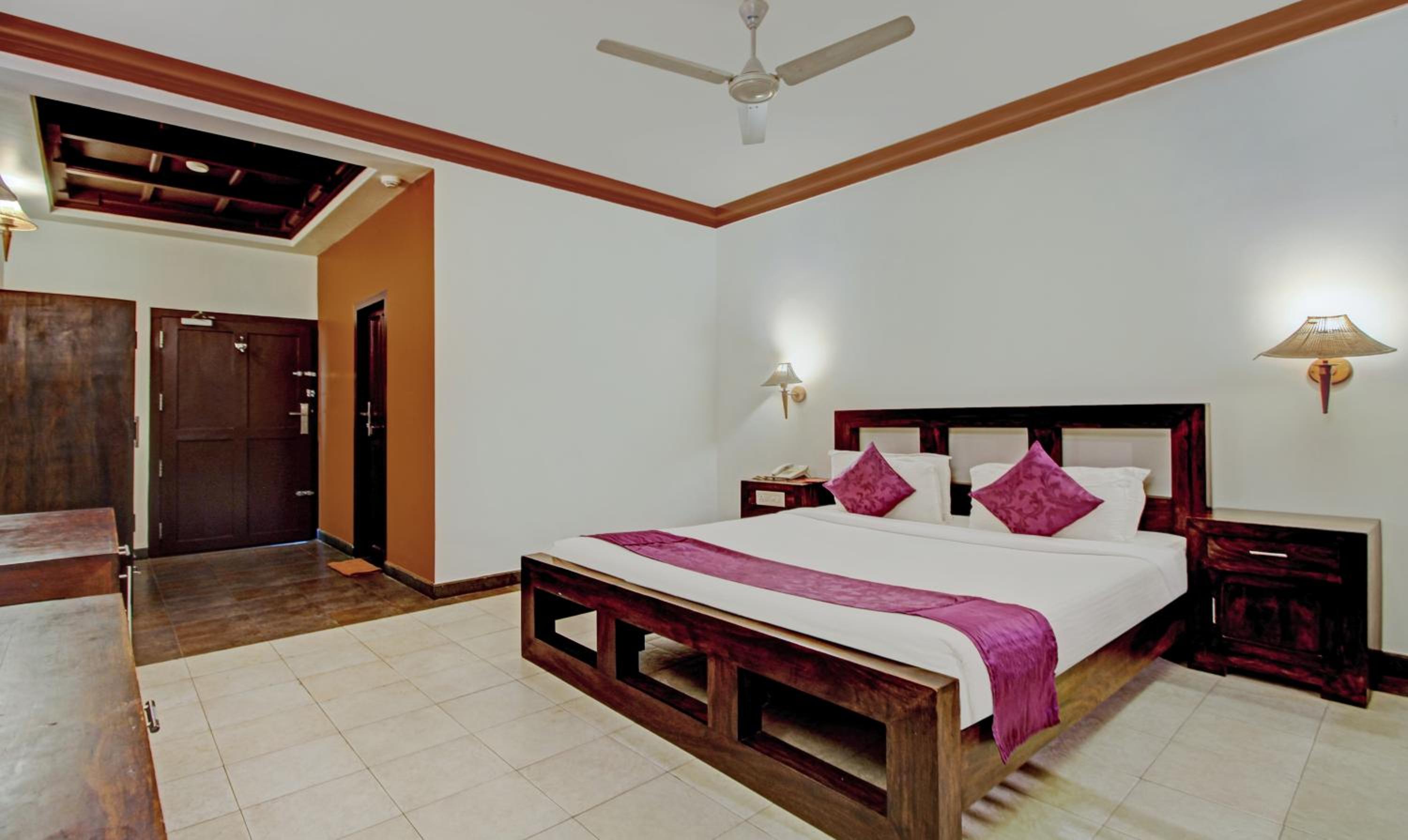 Deluxe Double Room - Photo 8