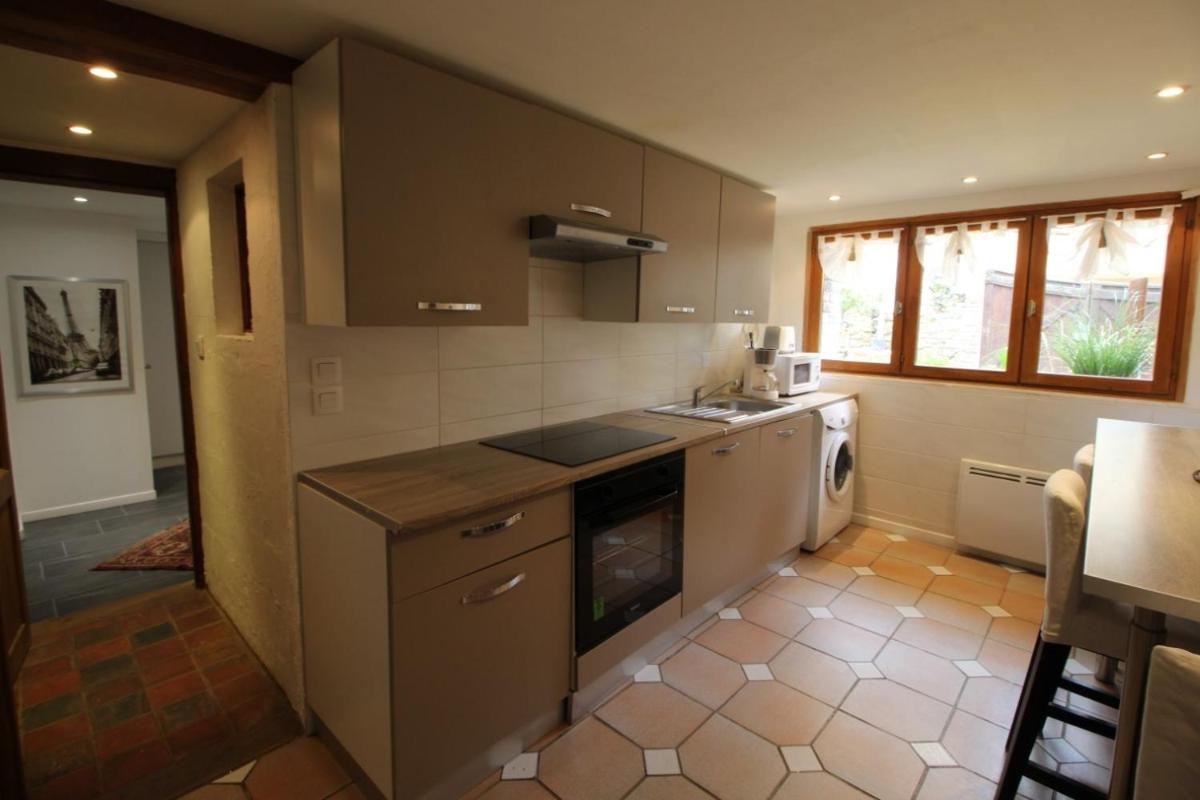 One-Bedroom House photo 2