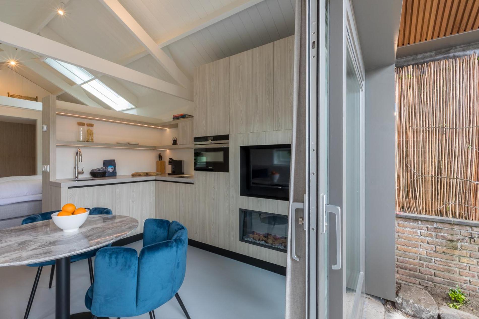 One-Bedroom House photo 3
