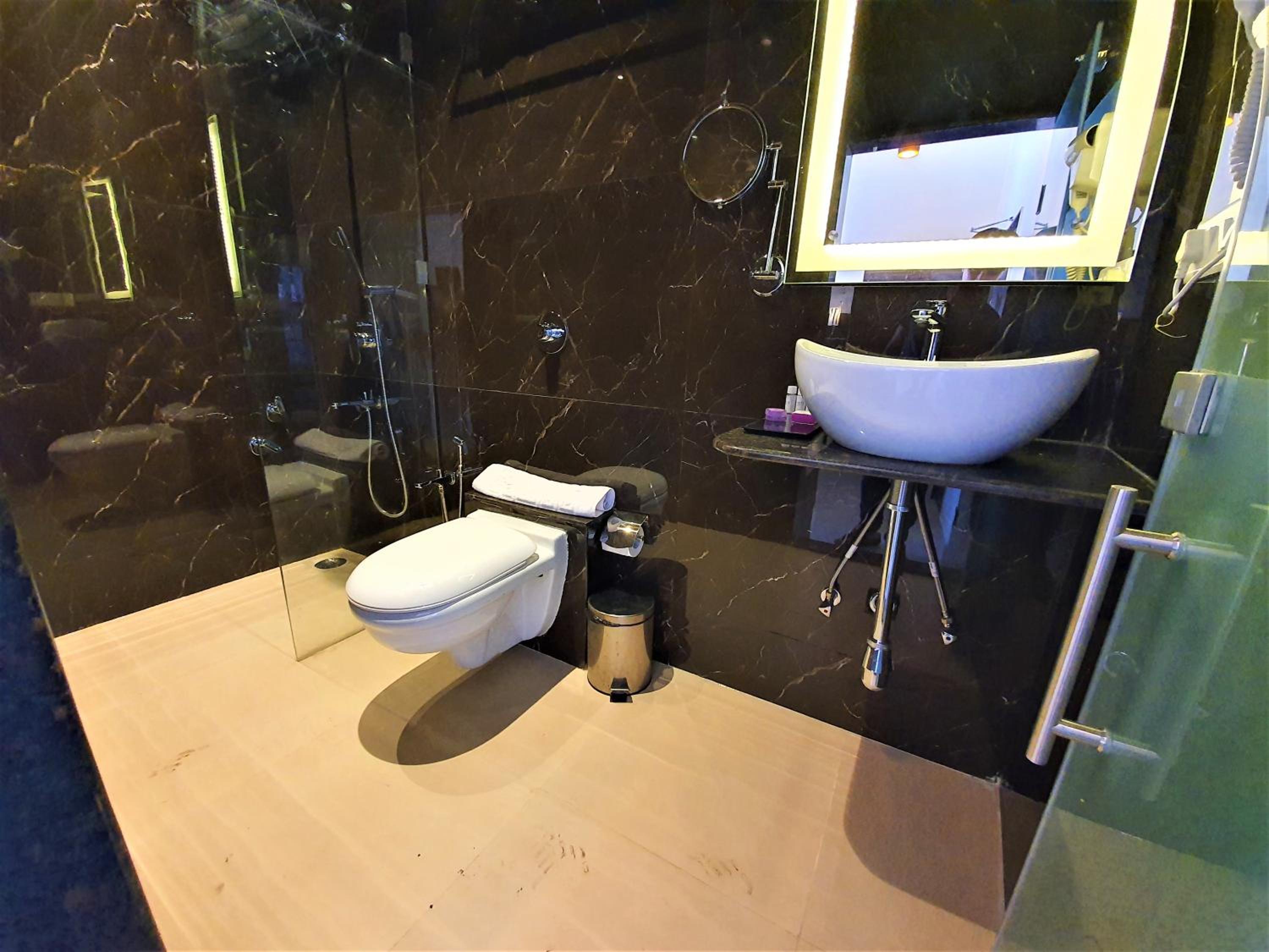 Premium Room  - Photo 7