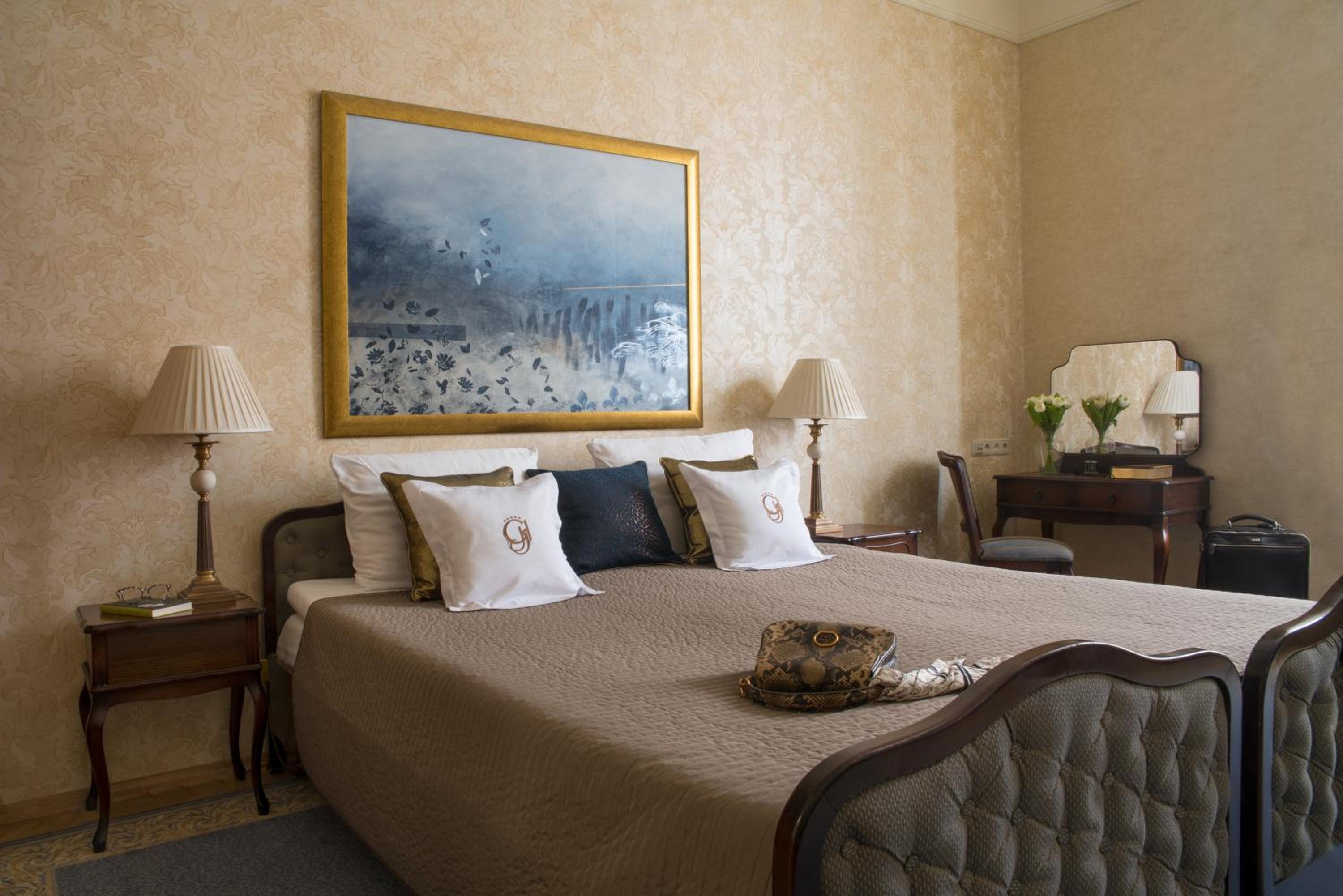 Deluxe Double Room - Photo 3