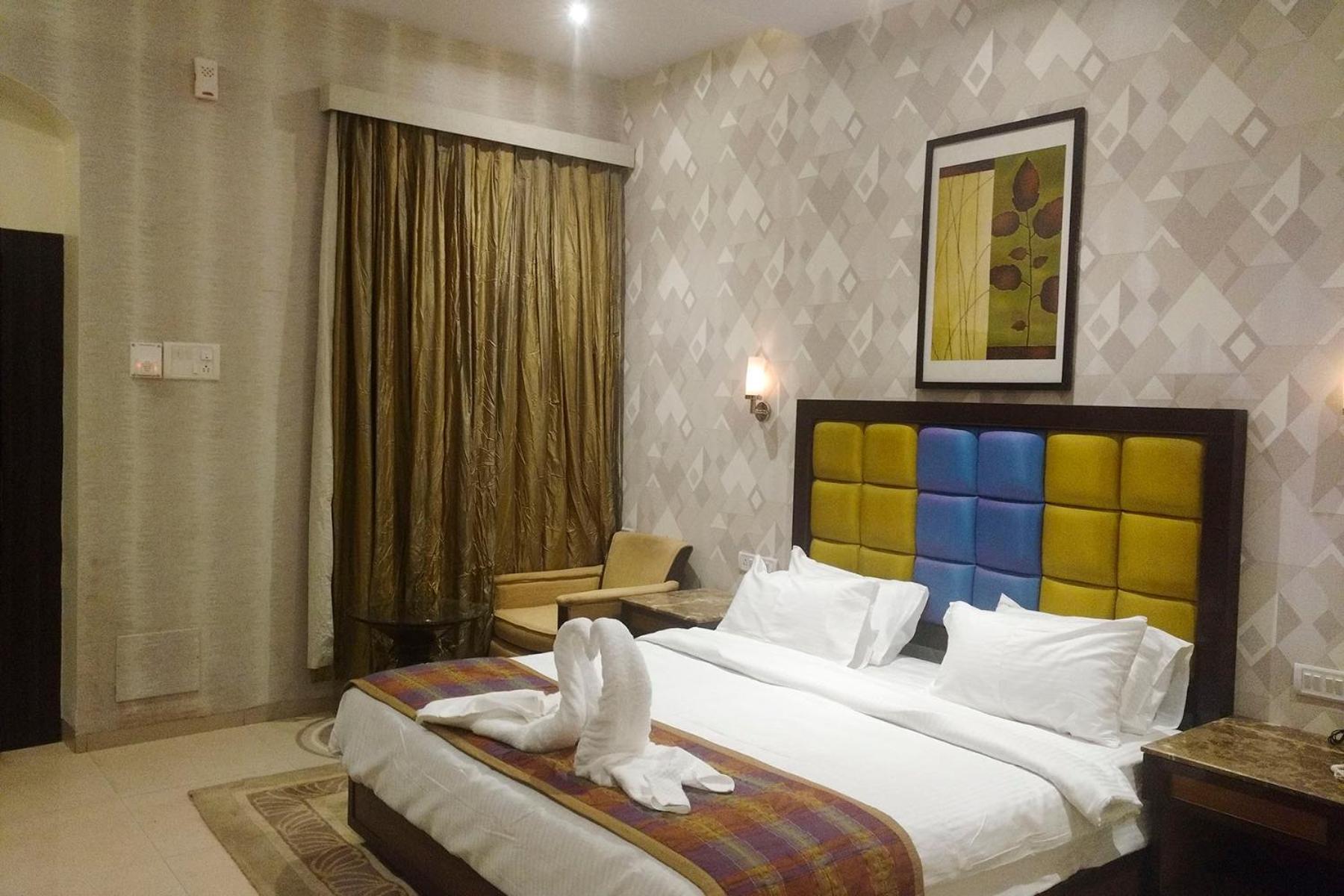 Deluxe Room - Photo 4