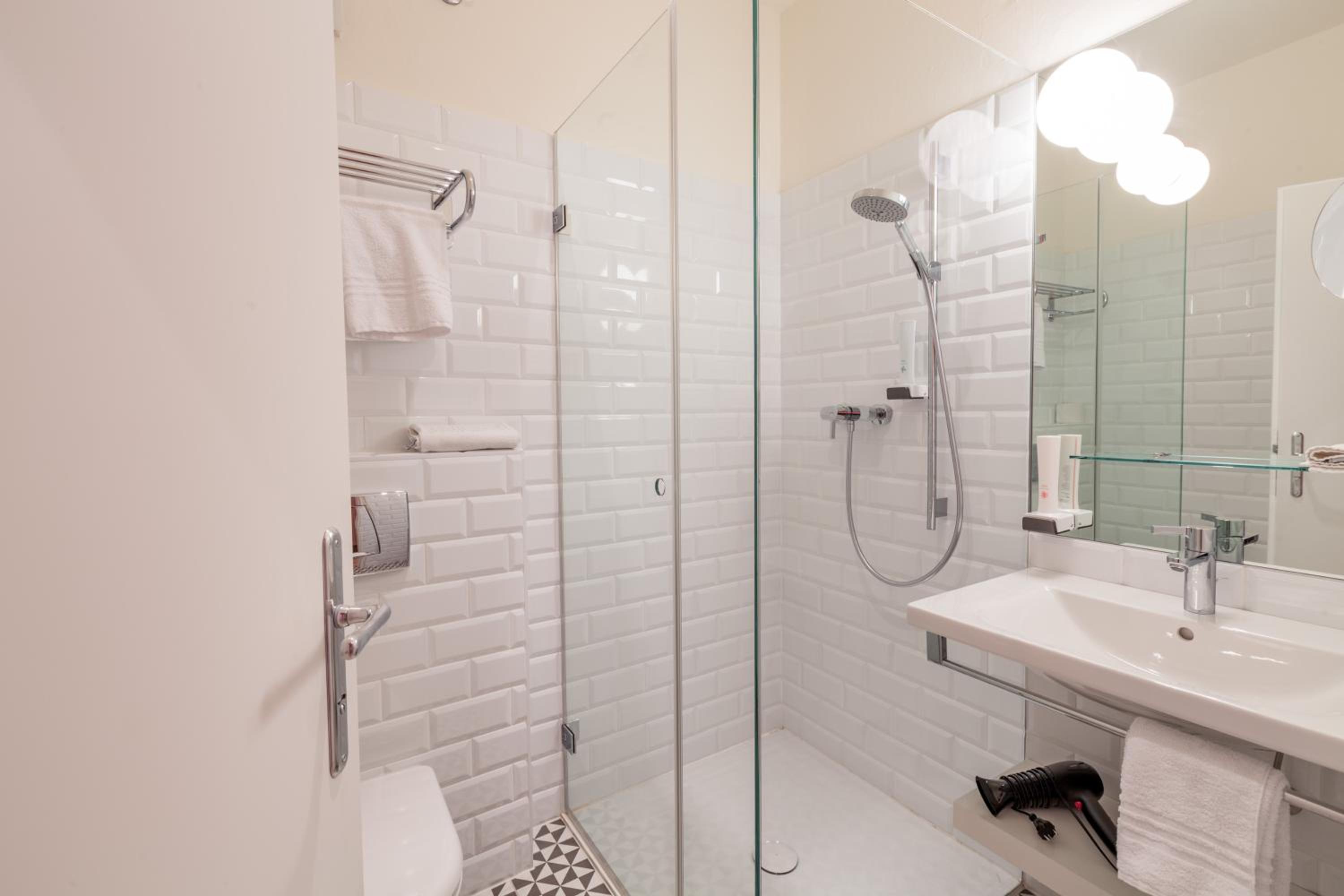 Standard Double Room - Meierhof Building - Photo 2