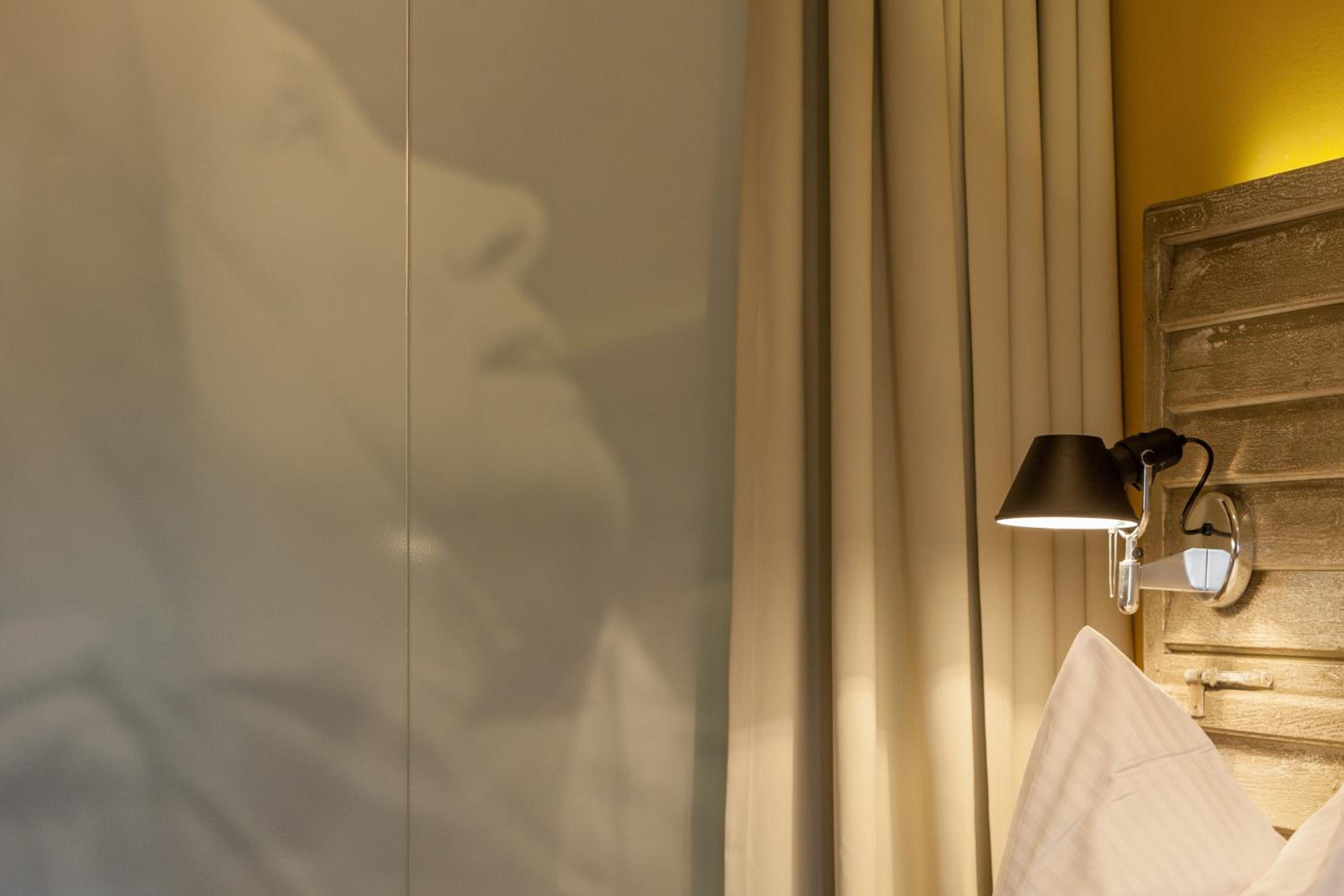Standard Double Room - Meierhof Building - Photo 3