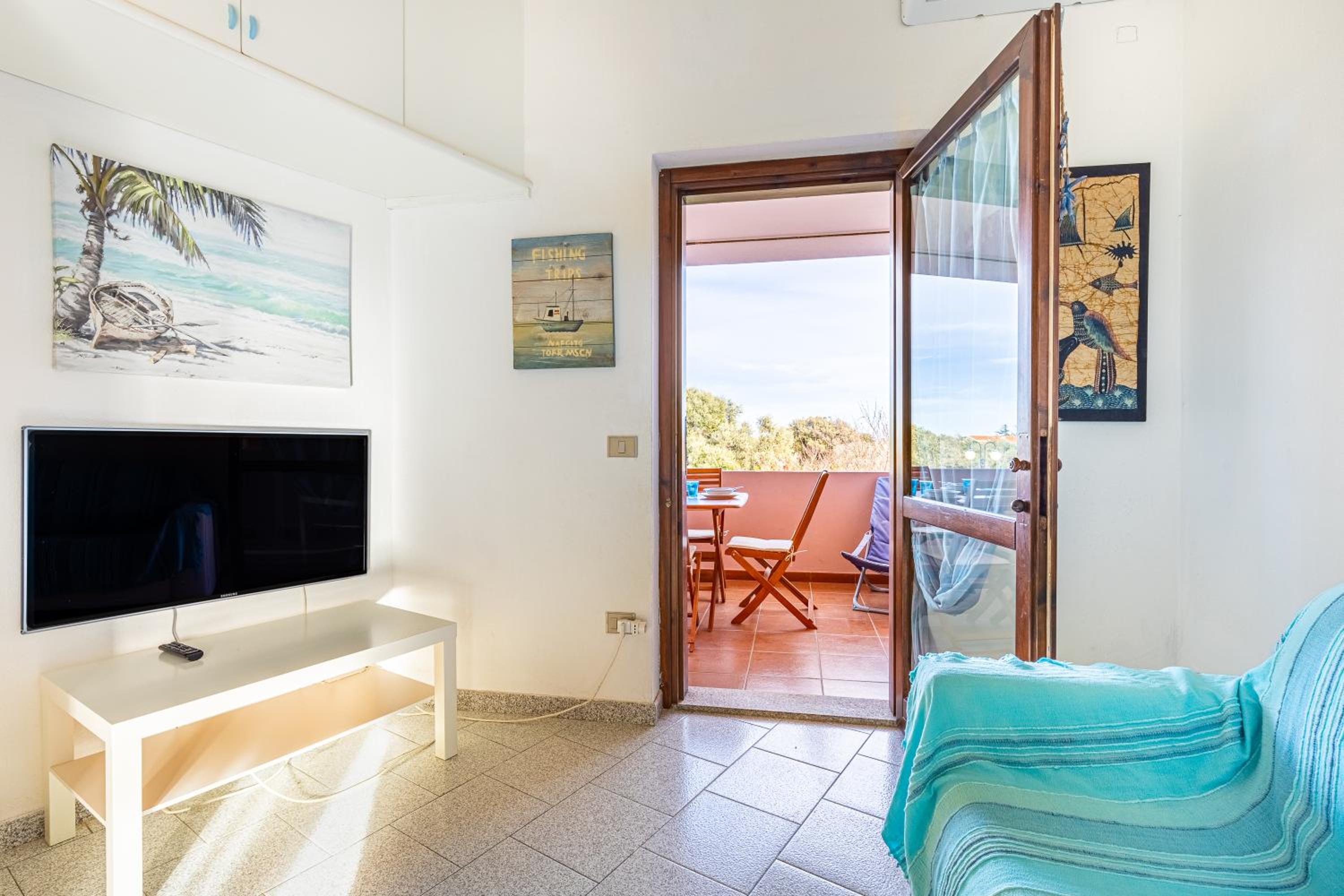 Two-Bedroom Deluxe Apartment with Garden View