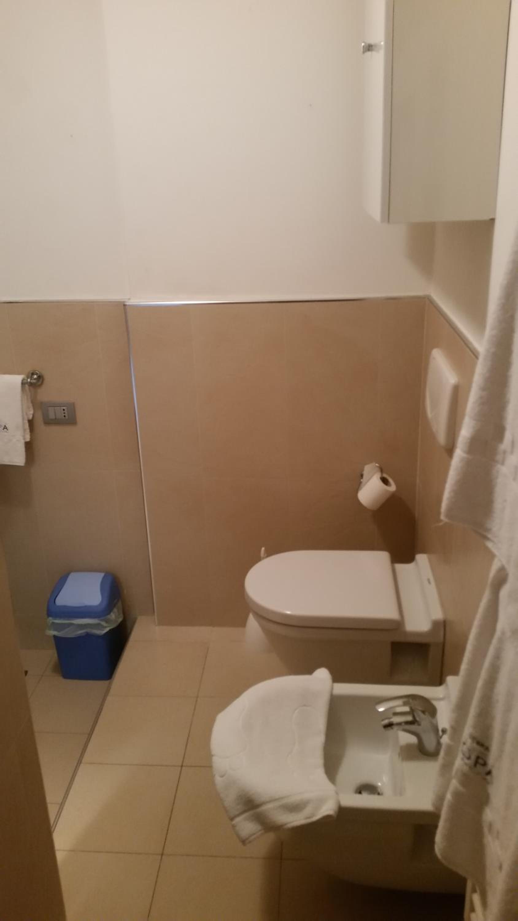Apartment - Ground Floor photo 2