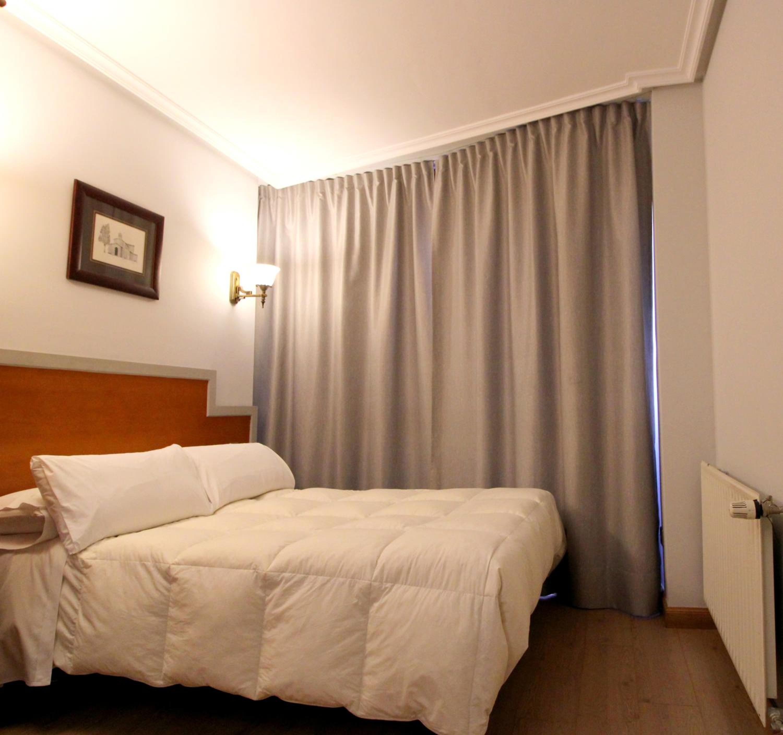 Double Room - Photo 1