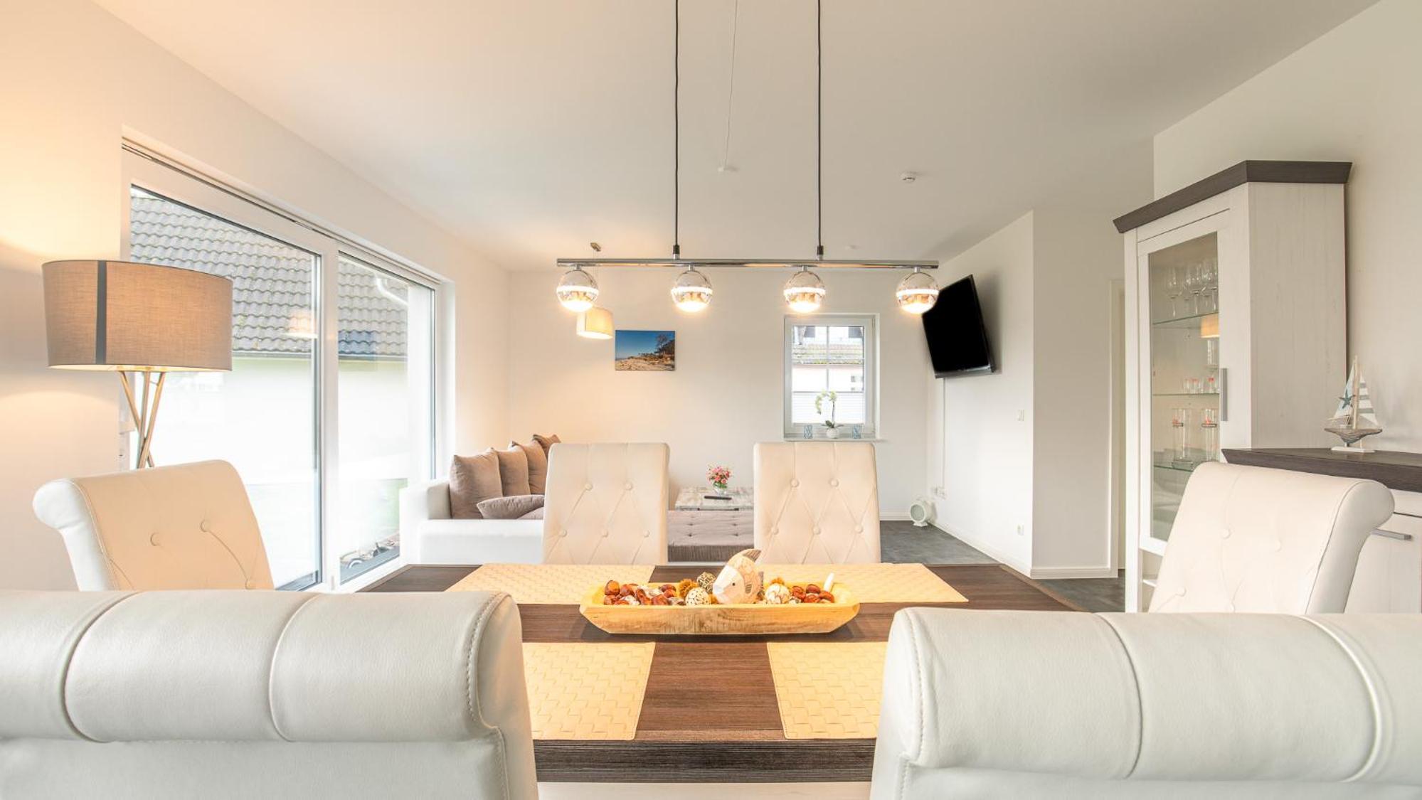 Apartment with Terrace photo 3
