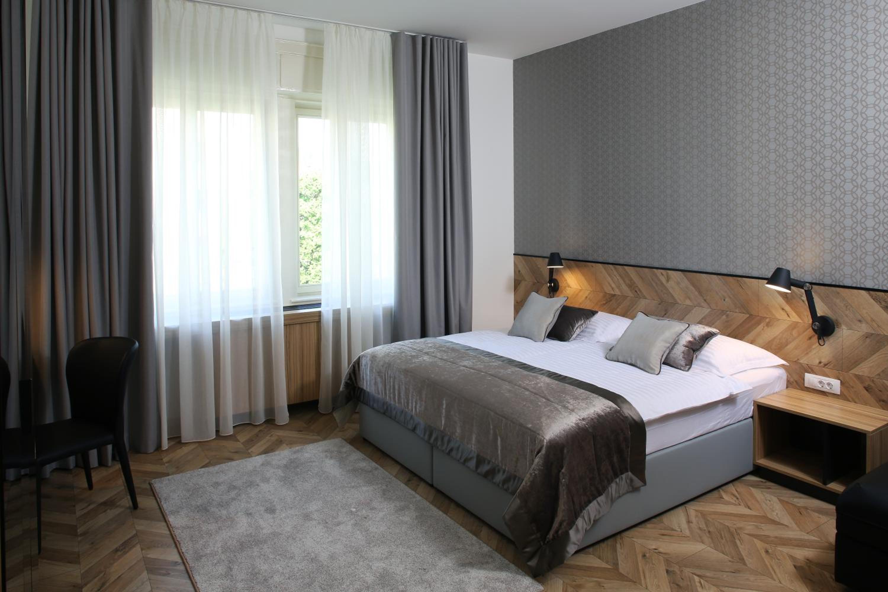 Comfort Double or Twin Room with Extra Bed